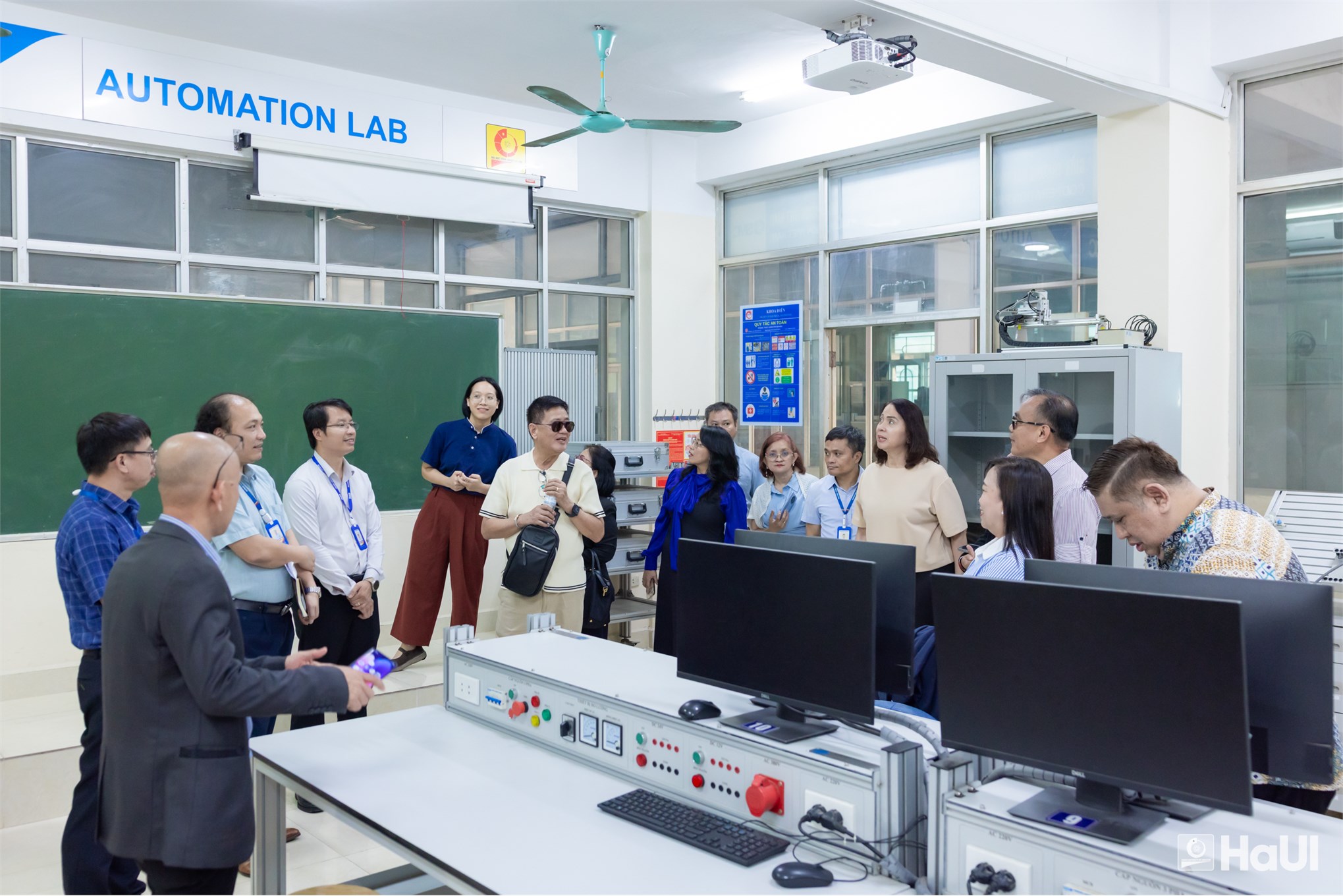 Đại học Công nghiệp Hà Nội thúc đẩy hợp tác đào tạo sau đại học với các đối tác Philippines