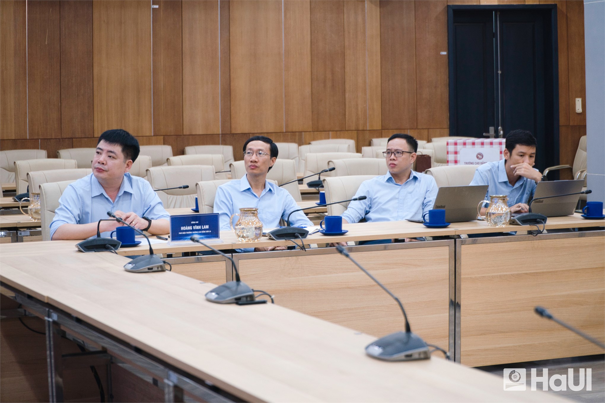 Chiến lược mở rộng hợp tác vùng: Đại học Công nghiệp Hà Nội ký kết thỏa thuận toàn diện với Trường Cao đẳng Sơn La