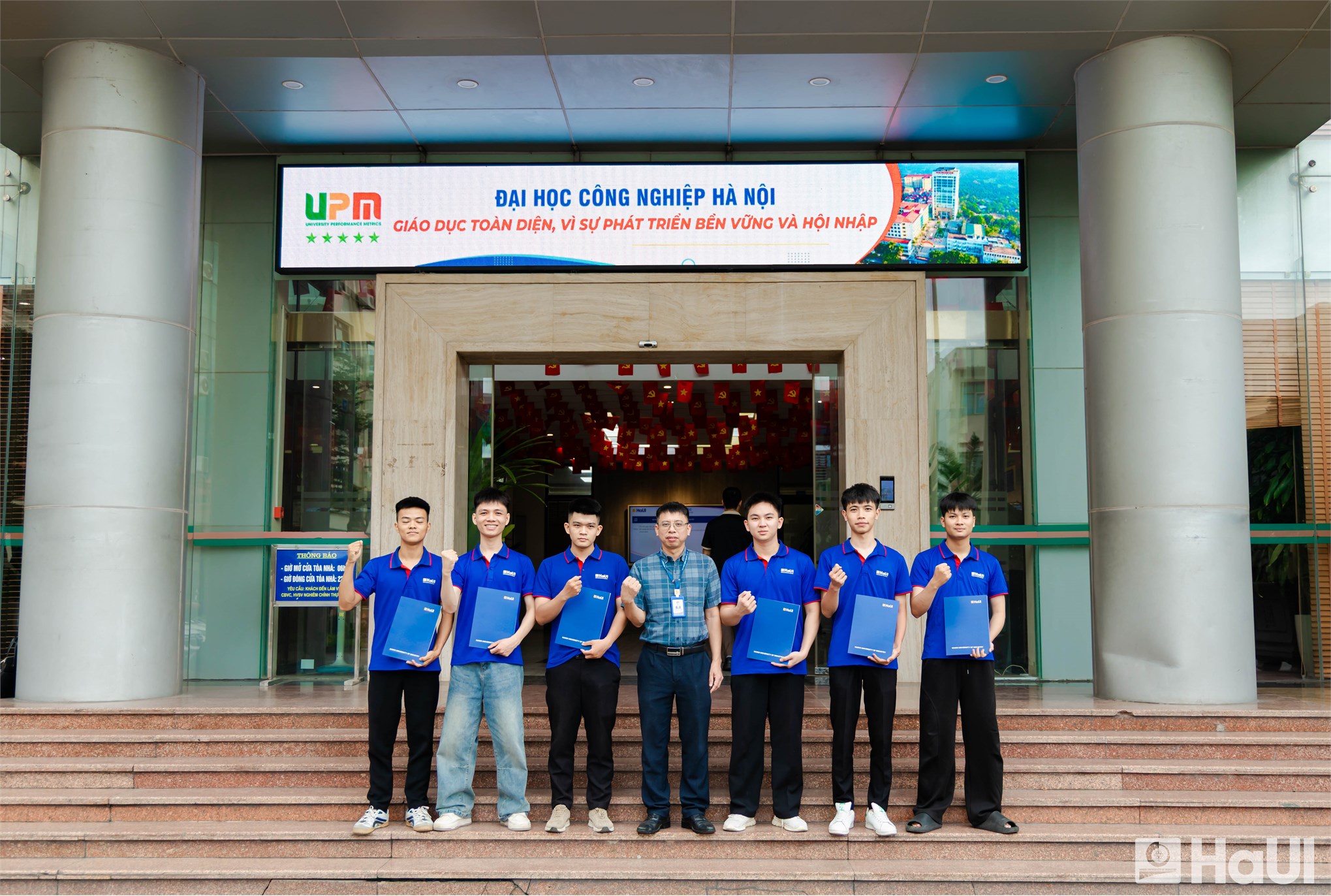 18 sinh viên ưu tú Đại học Công nghiệp Hà Nội tự hào tham gia đào tạo Sĩ quan dự bị năm 2026
