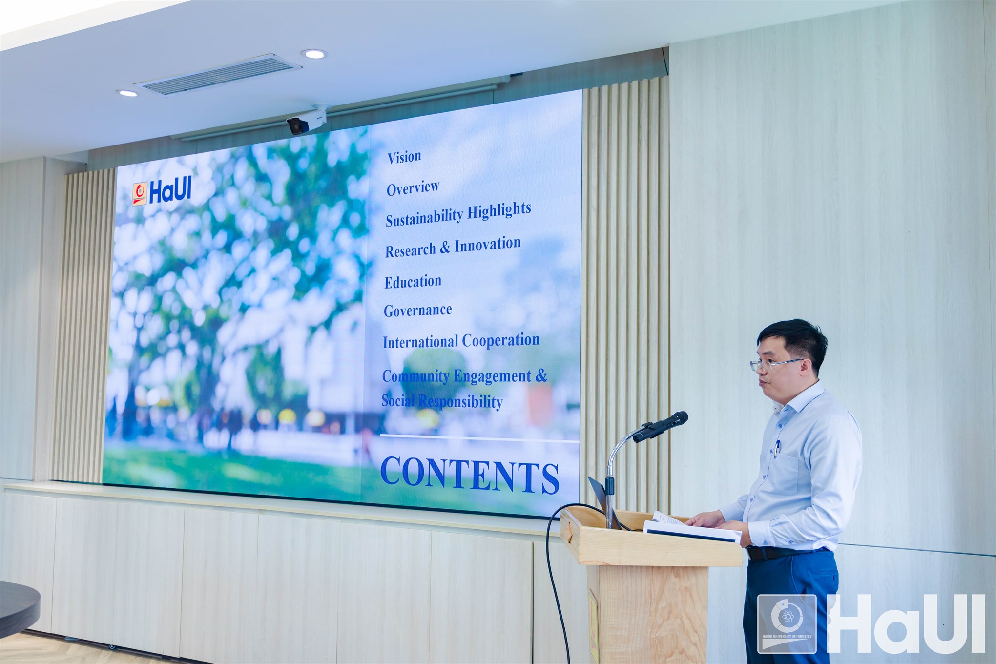 HaUI làm việc với Times Higher Education: Hướng tới khẳng định vị thế trên bản đồ giáo dục quốc tế