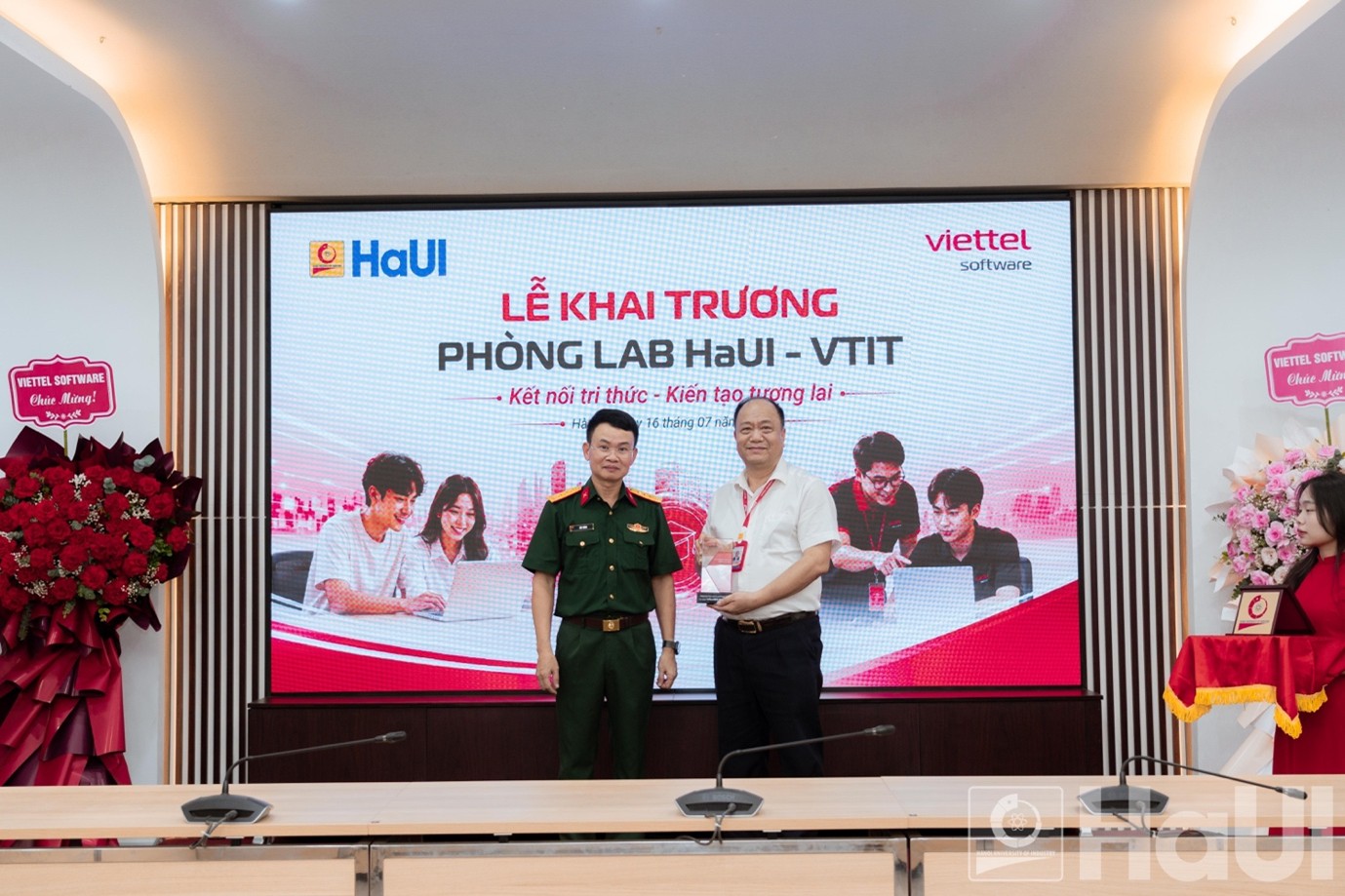 Khai trương Phòng Lab HaUI - Viettel Software: Mở rộng không gian đào tạo gắn với doanh nghiệp