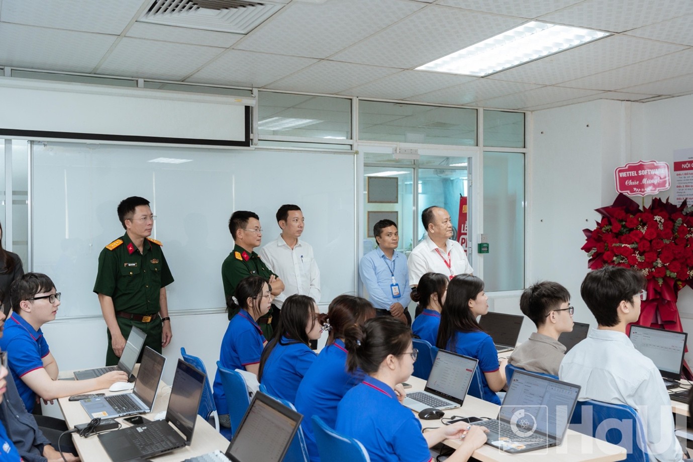 Khai trương Phòng Lab HaUI - Viettel Software: Mở rộng không gian đào tạo gắn với doanh nghiệp