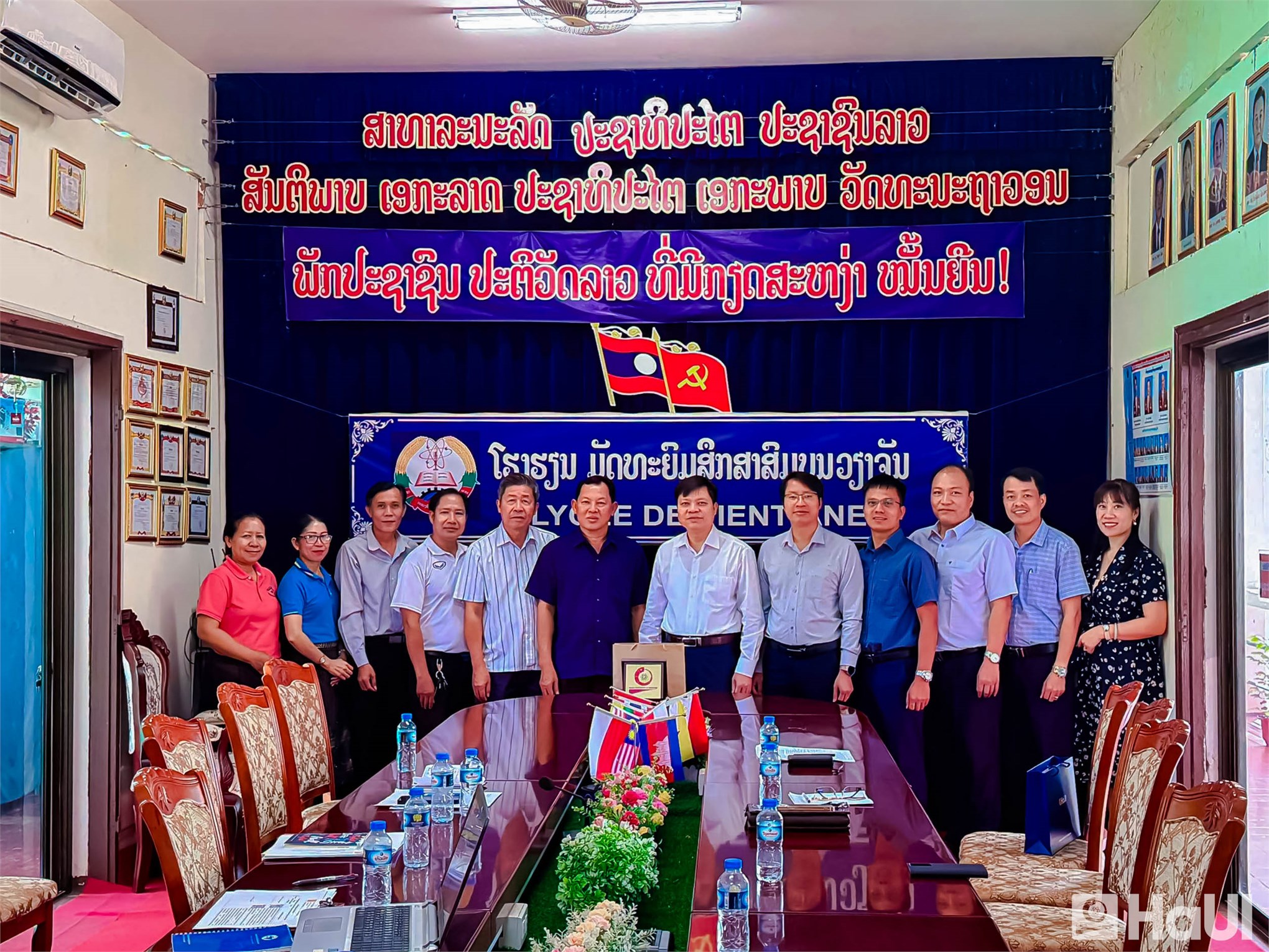 HaUI mở rộng cơ hội học tập cho học sinh, sinh viên Lào