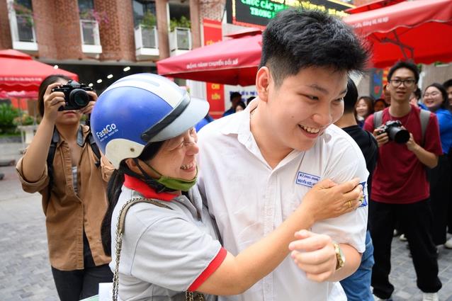 [cafef] Chính thức: Năm 2026, muốn học ngành này, thí sinh phải đạt từ 7,5 điểm Toán