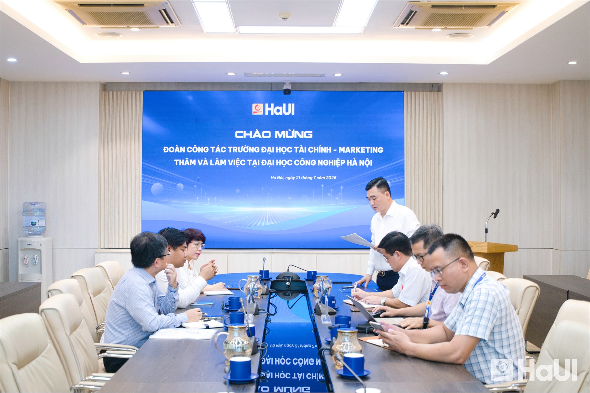 Đại học Công nghiệp Hà Nội chia sẻ kinh nghiệm mô hình quản trị và chuyển đổi số với Trường Đại học Tài chính - Marketing