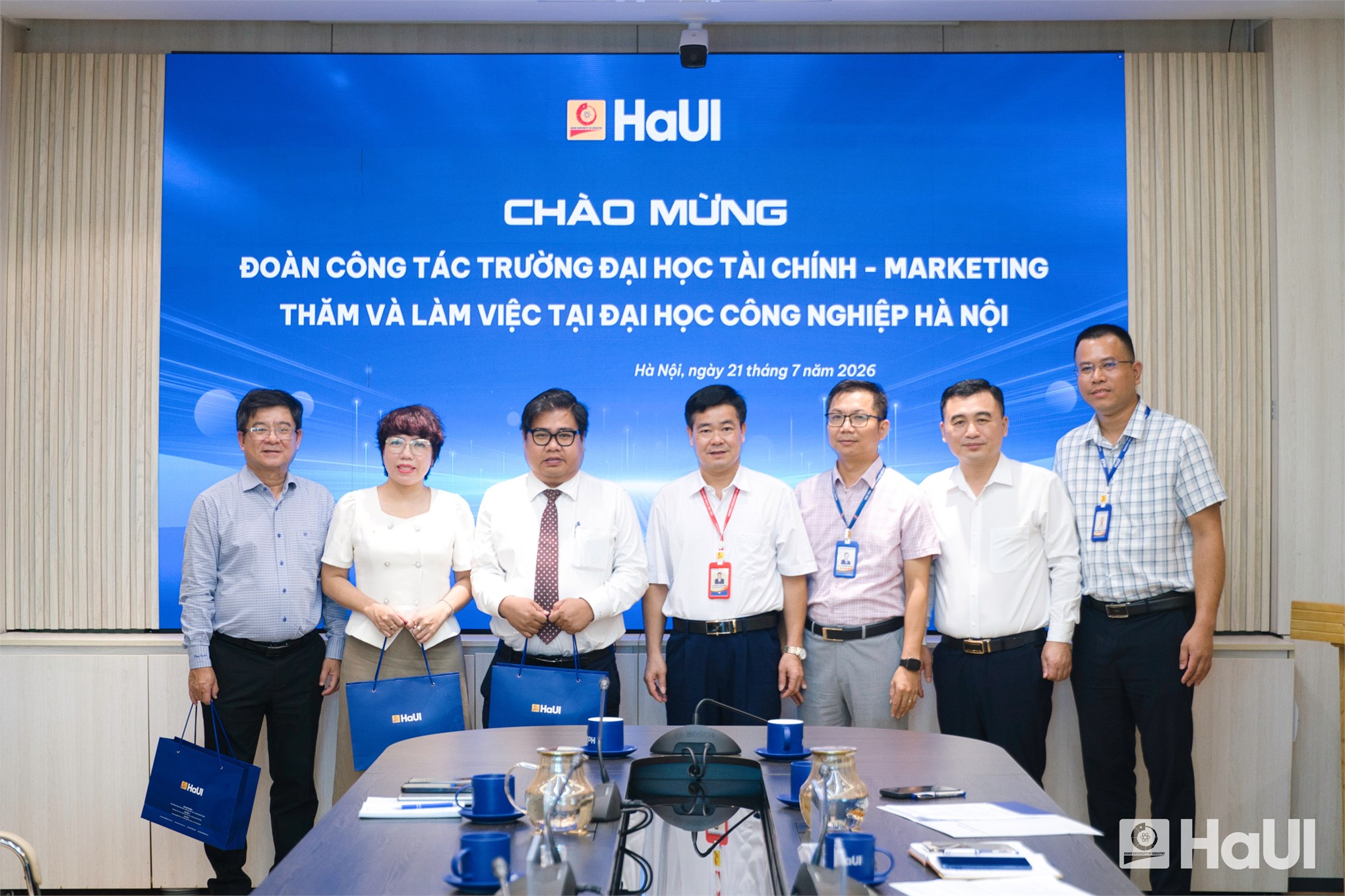 Đại học Công nghiệp Hà Nội chia sẻ kinh nghiệm mô hình quản trị và chuyển đổi số với Trường Đại học Tài chính - Marketing
