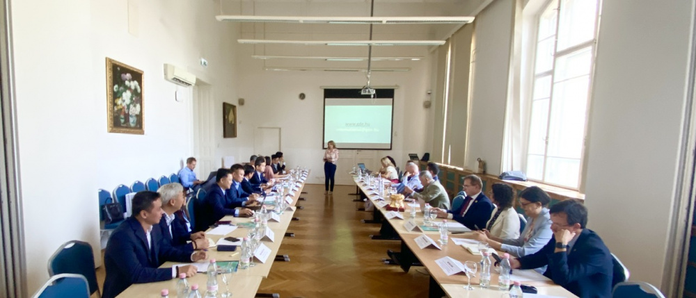 [tapchicongthuong] Thúc đẩy hợp tác giáo dục trong lĩnh vực công nghiệp giữa Việt Nam và Hungary
