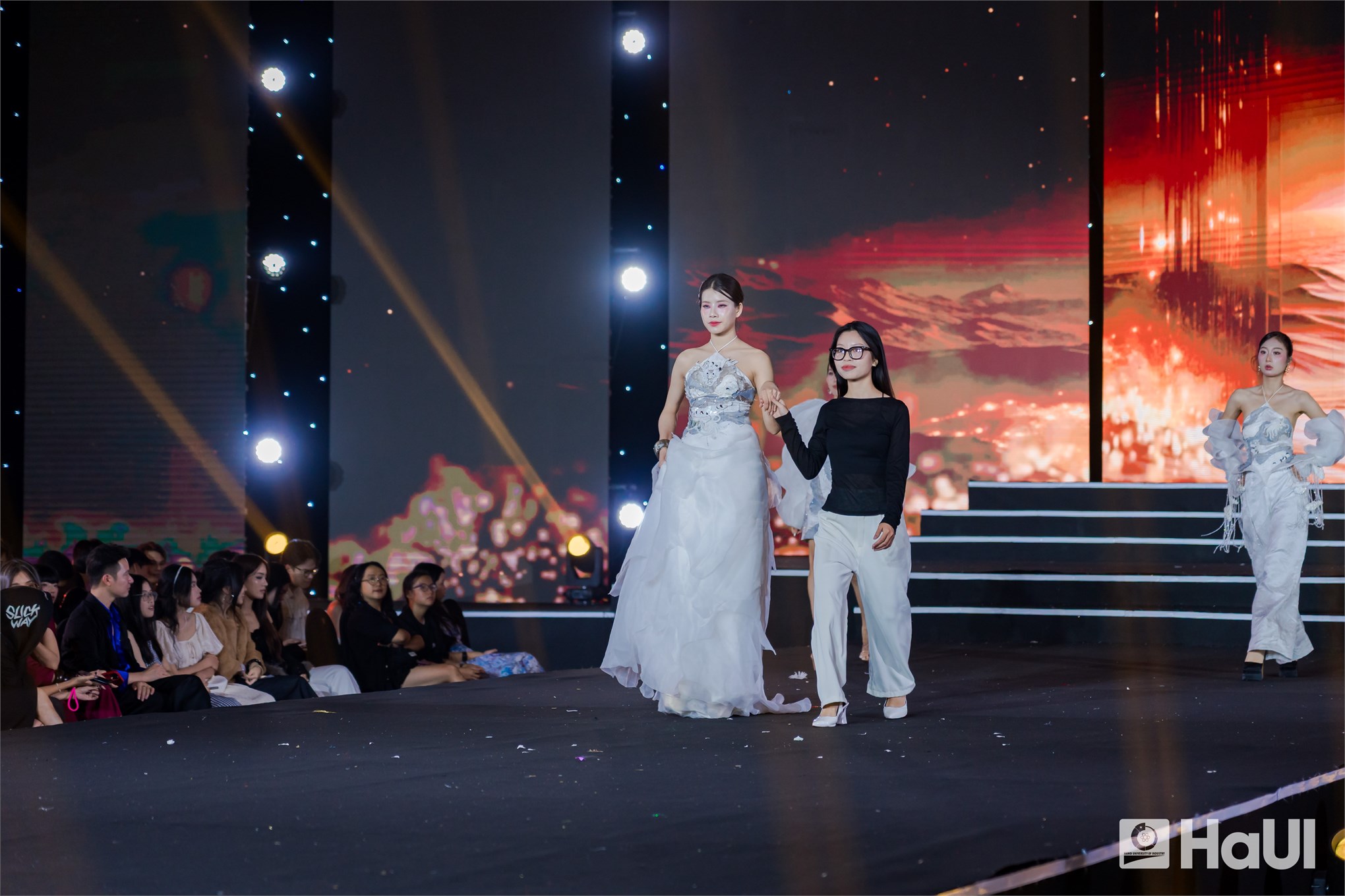 Dấu ấn của sinh viên Đại học Công nghiệp Hà Nội giữa không gian thời trang toàn cầu Global Fashion Week All Stars 2026