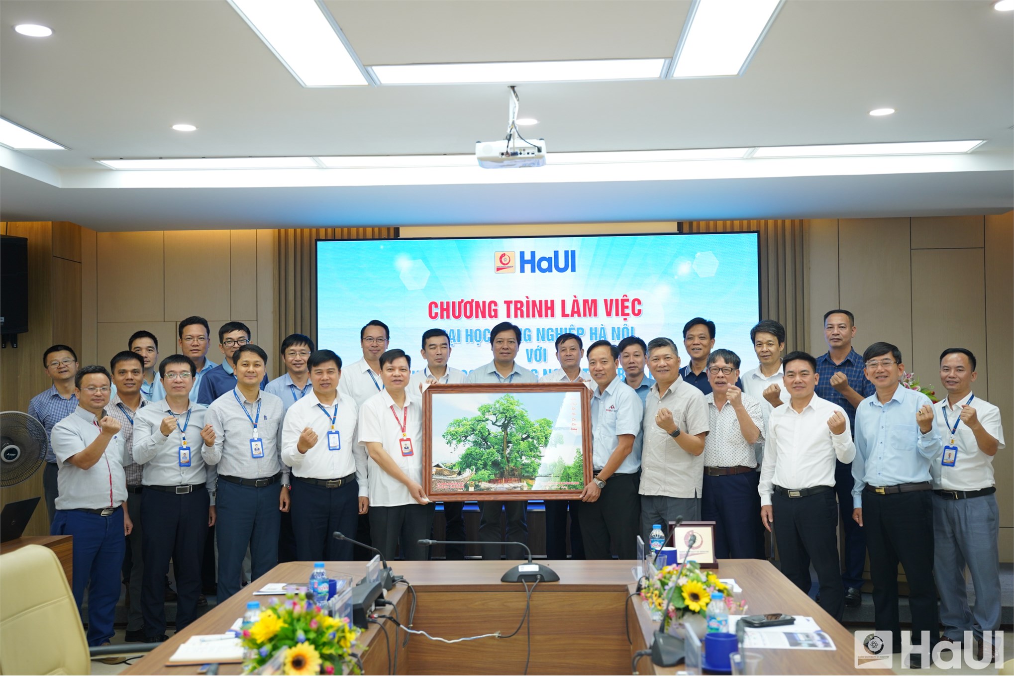 Đại học Công nghiệp Hà Nội làm việc với Sở Khoa học và Công nghệ, Hội Doanh nghiệp cơ khí tỉnh Bắc Ninh