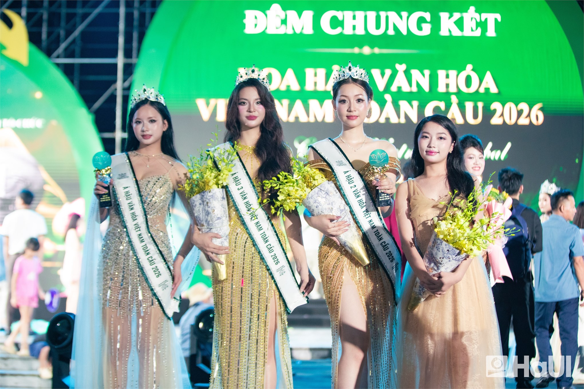 Hai nữ sinh Đại học Công nghiệp Hà Nội tỏa sáng với danh hiệu Á hậu 2 và Á hậu 3 tại Chung kết Hoa hậu Văn hóa Việt Nam Toàn cầu 2026