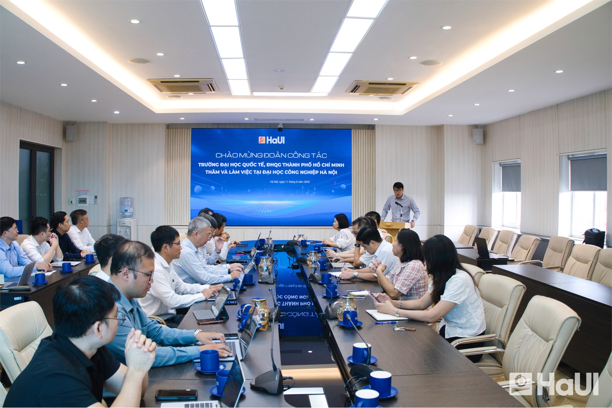 Đại học Công nghiệp Hà Nội chia sẻ kinh nghiệm chuyển đổi số với Trường Đại học Quốc tế - ĐHQG TP.HCM