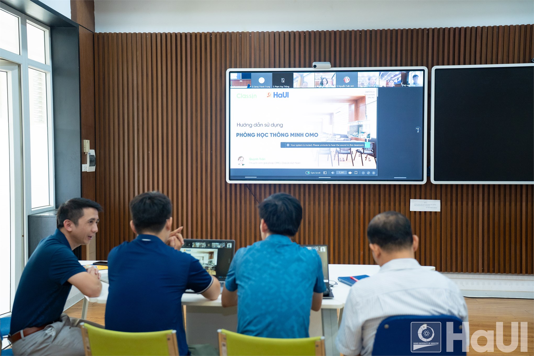 HaUI tập huấn sử dụng phòng học thông minh ClassIn trong giảng dạy