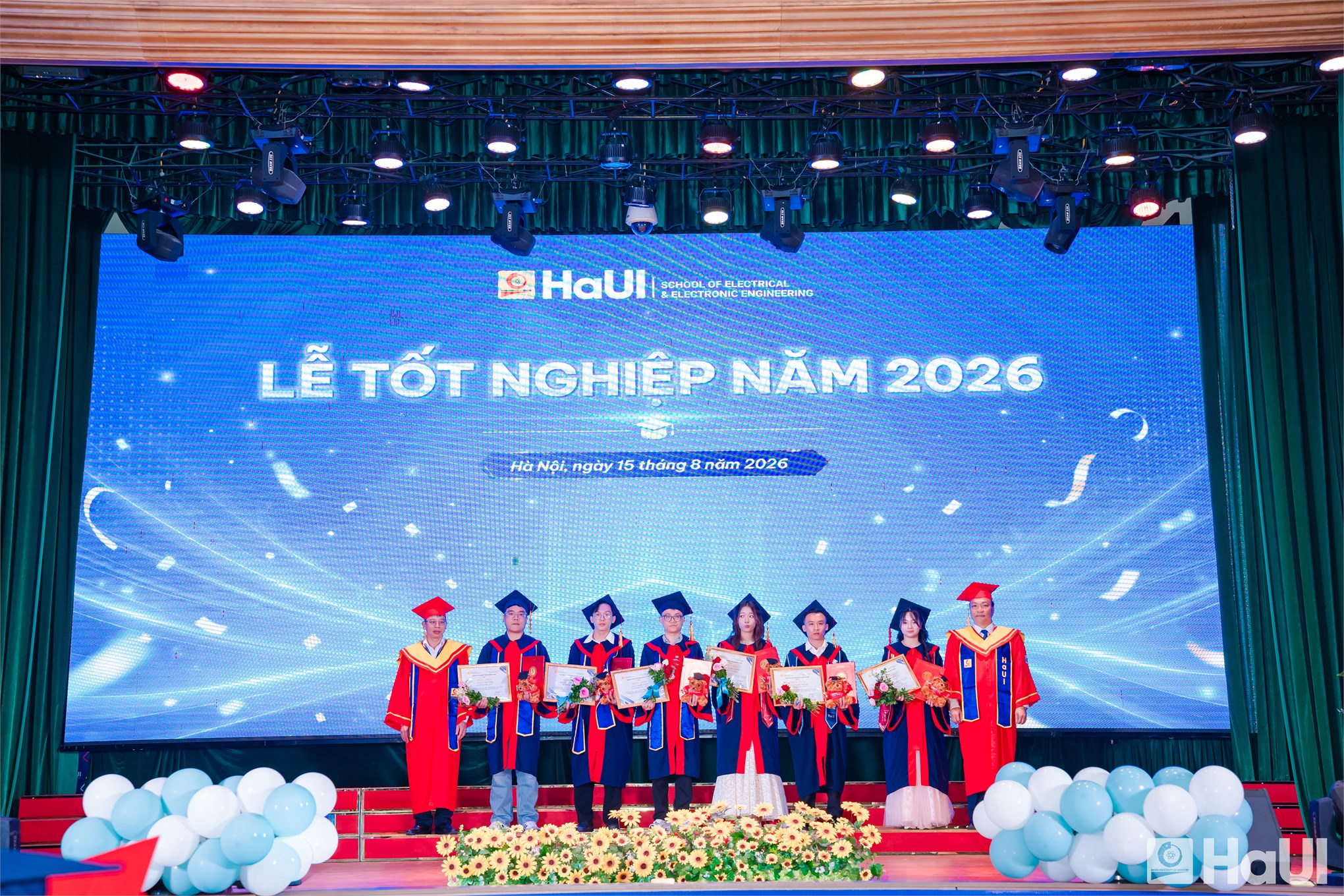 “Nguồn phải sạch, dòng điện phải luôn chảy” - hành trình mới của kỹ sư, cử nhân trường Điện-Điện tử, HaUI