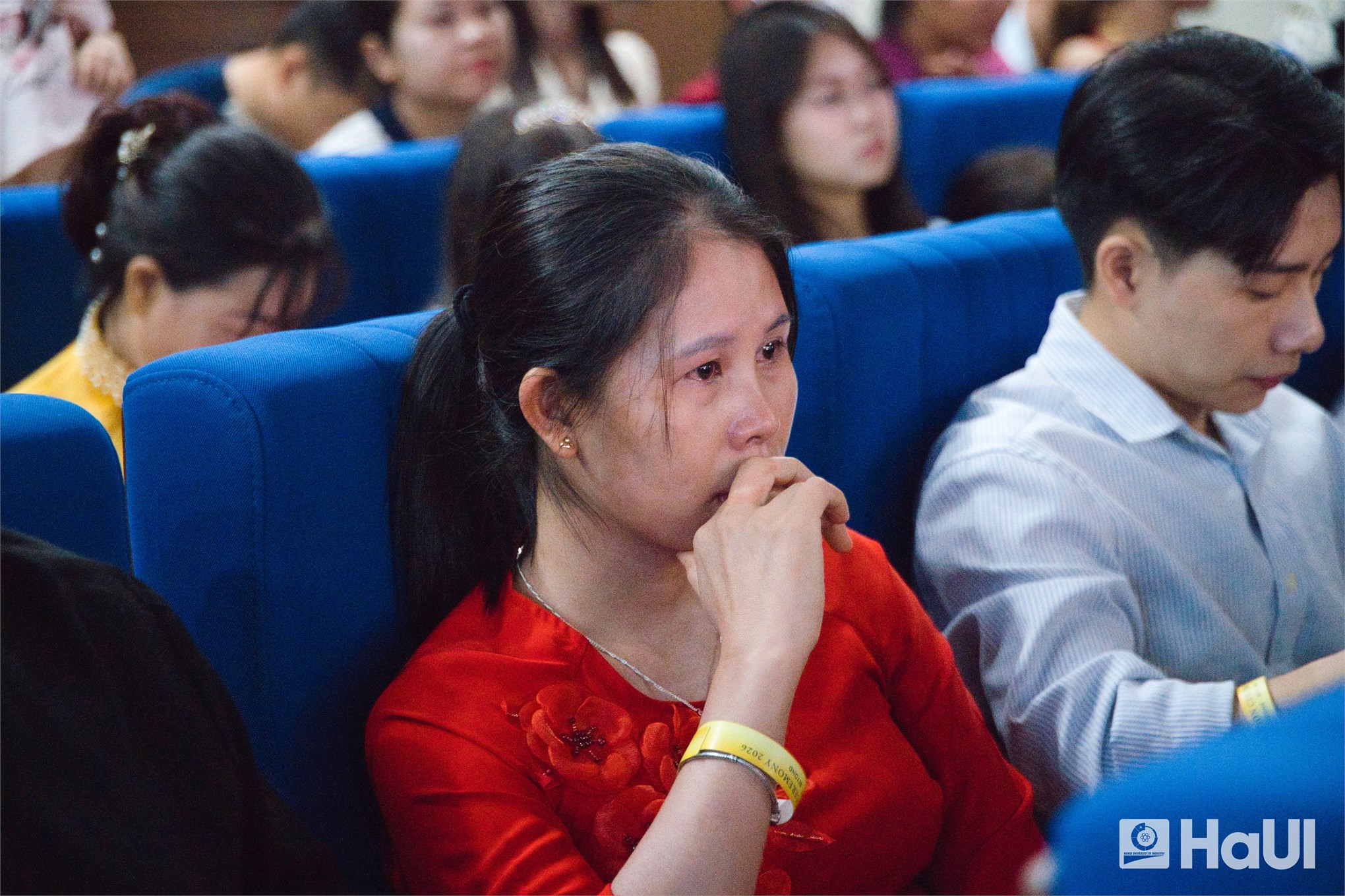 Đi xa bằng bản lĩnh, đi đúng hướng bằng sự tử tế - dấu ấn tốt nghiệp Trường Kinh tế, HaUI