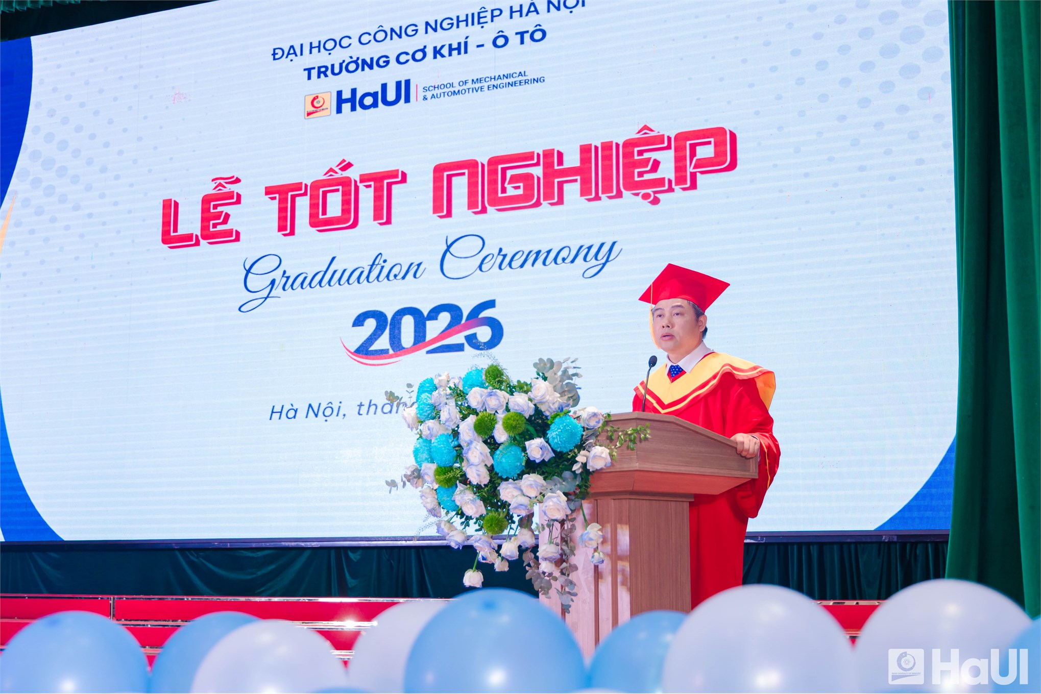 Từ giảng đường đến doanh nghiệp - Hành trình mới của tân khoa Trường Cơ khí - Ô tô, HaUI.