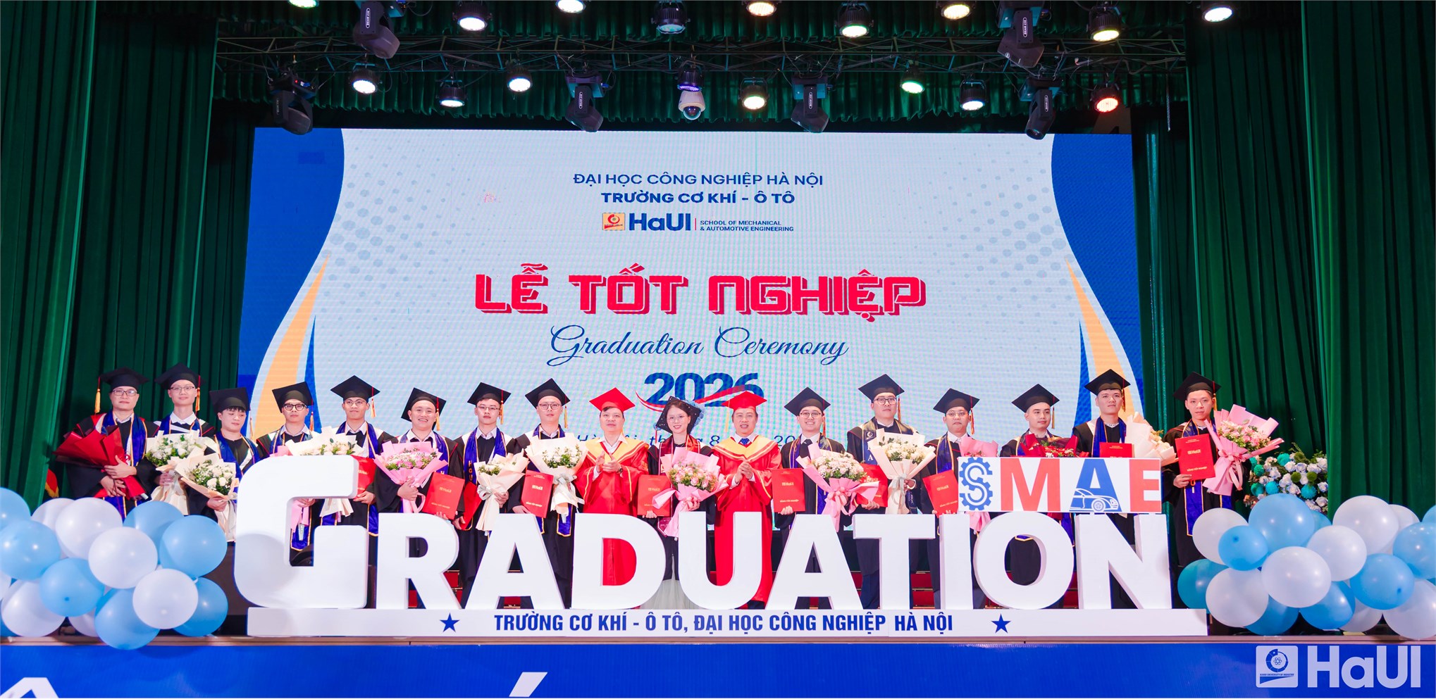 Từ giảng đường đến doanh nghiệp - Hành trình mới của tân khoa Trường Cơ khí - Ô tô, HaUI.