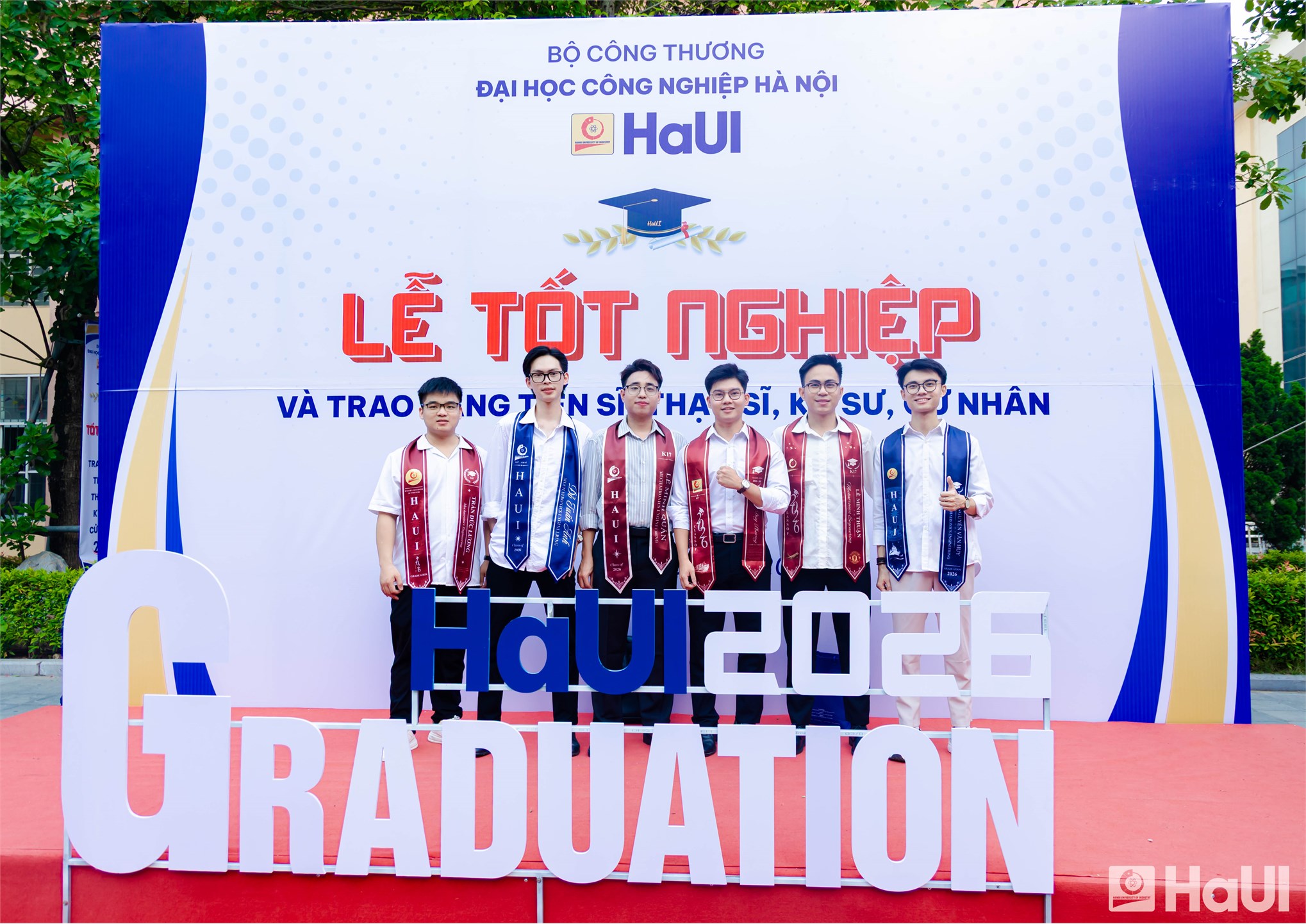Từ giảng đường đến doanh nghiệp - Hành trình mới của tân khoa Trường Cơ khí - Ô tô, HaUI.