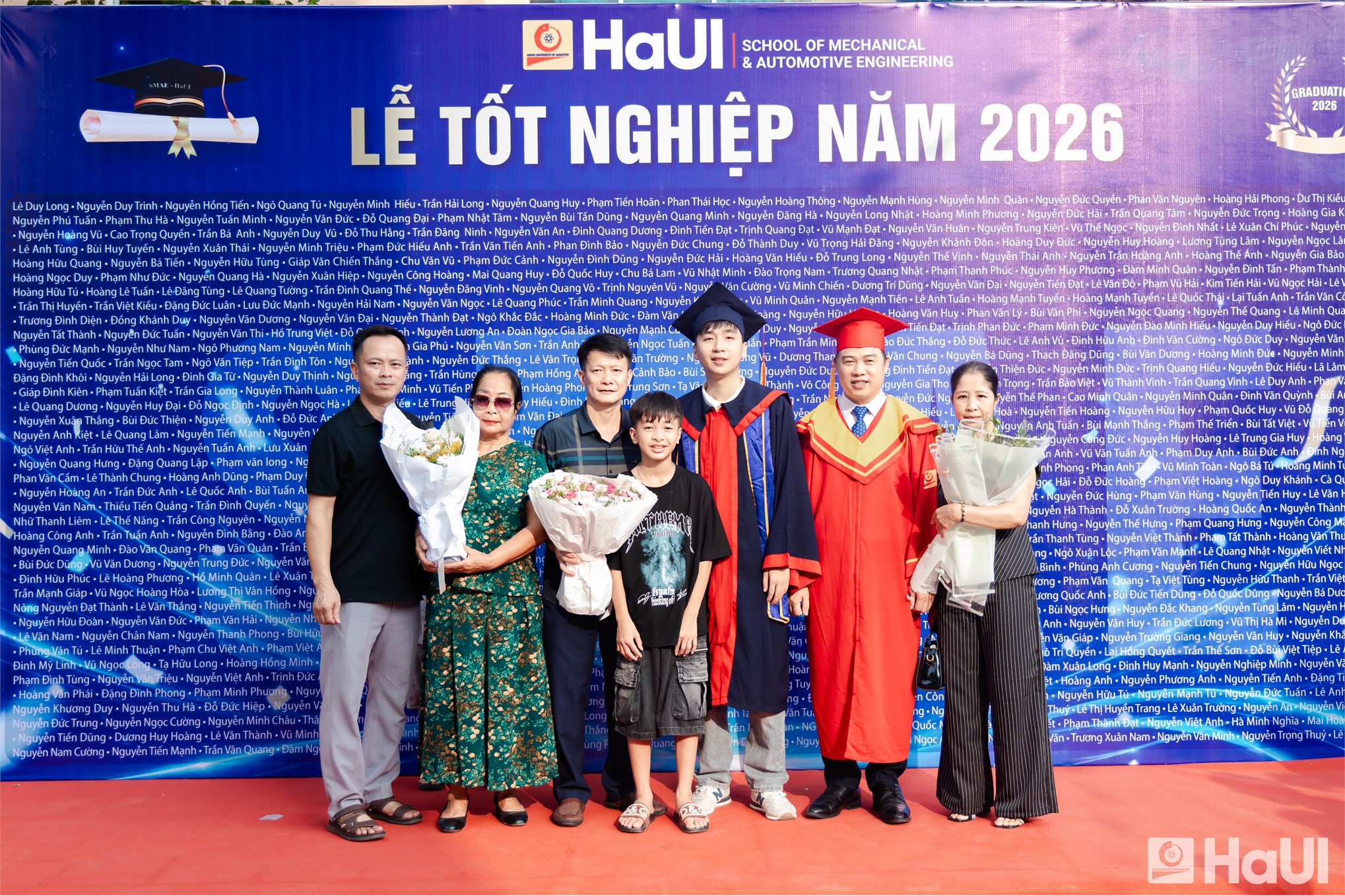 Từ giảng đường đến doanh nghiệp - Hành trình mới của tân khoa Trường Cơ khí - Ô tô, HaUI.