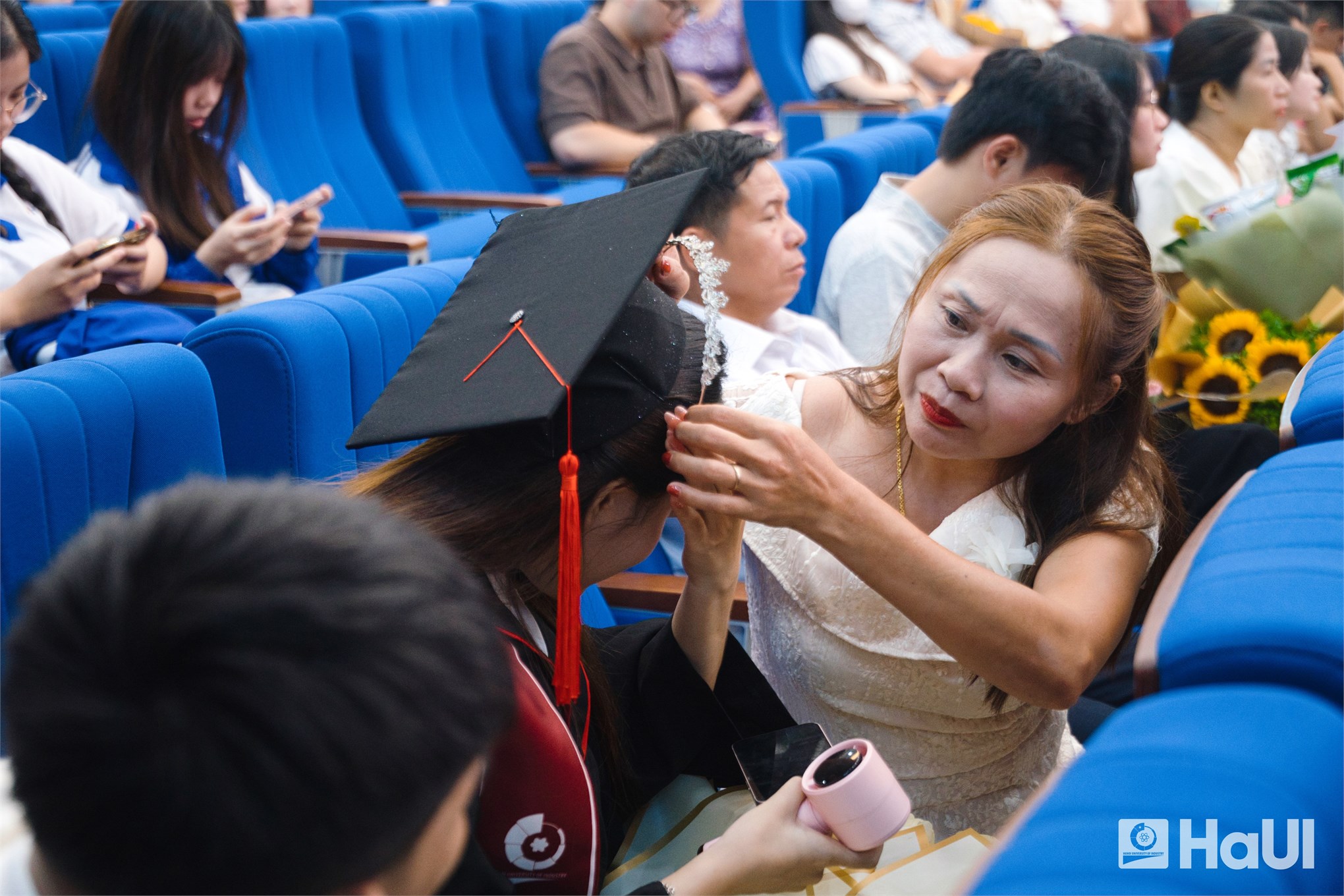 Sức bật từ phong trào nghiên cứu khoa học: Nền tảng vững chắc cho thế hệ Tiến sĩ, Thạc sĩ, Cử nhân năm 2026 Khoa Công nghệ Hóa