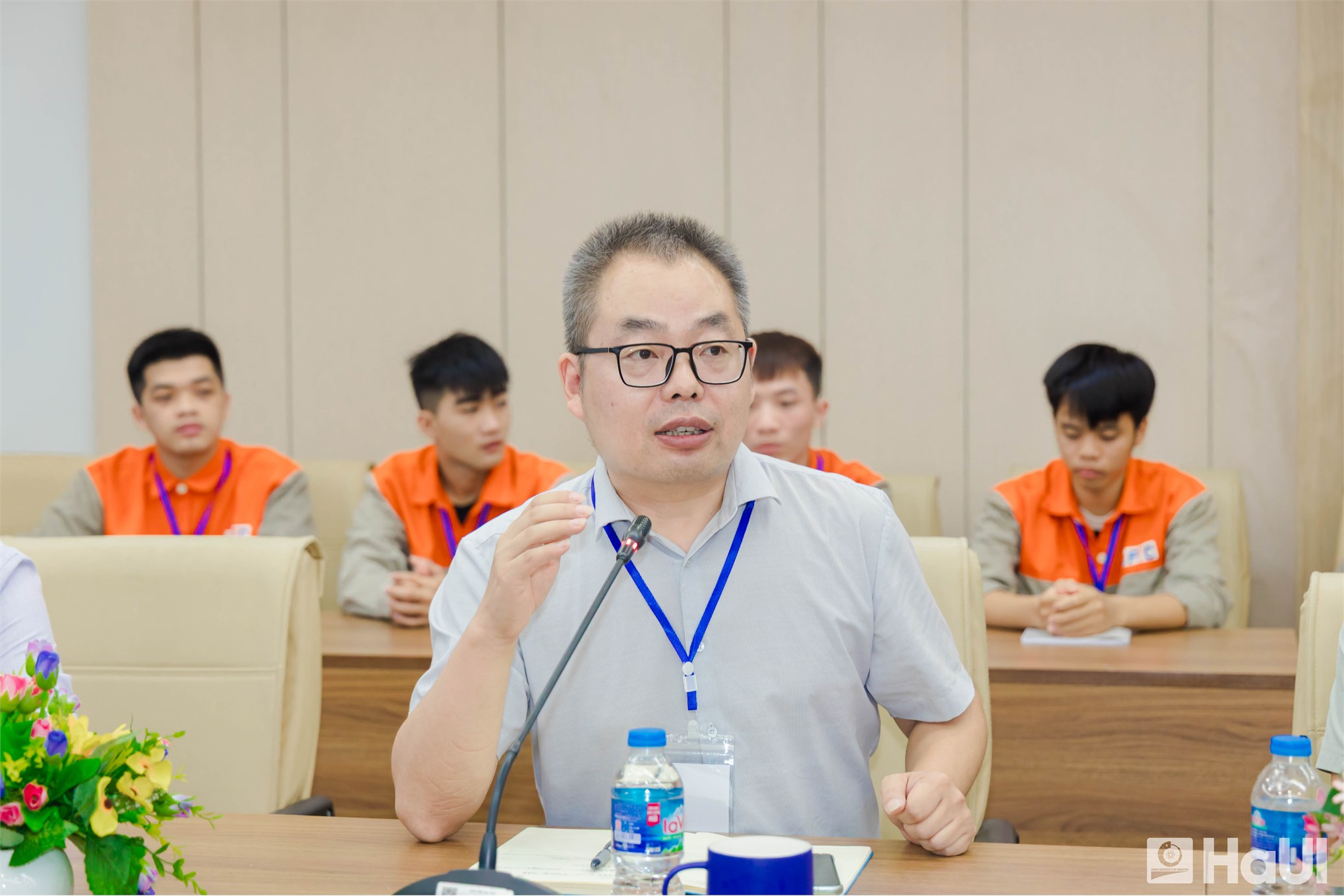 Trường Cơ khí – Ô tô, thuộc HaUI mở rộng kết nối học thuật quốc tế từ Hội thảo “Xe năng lượng mới”