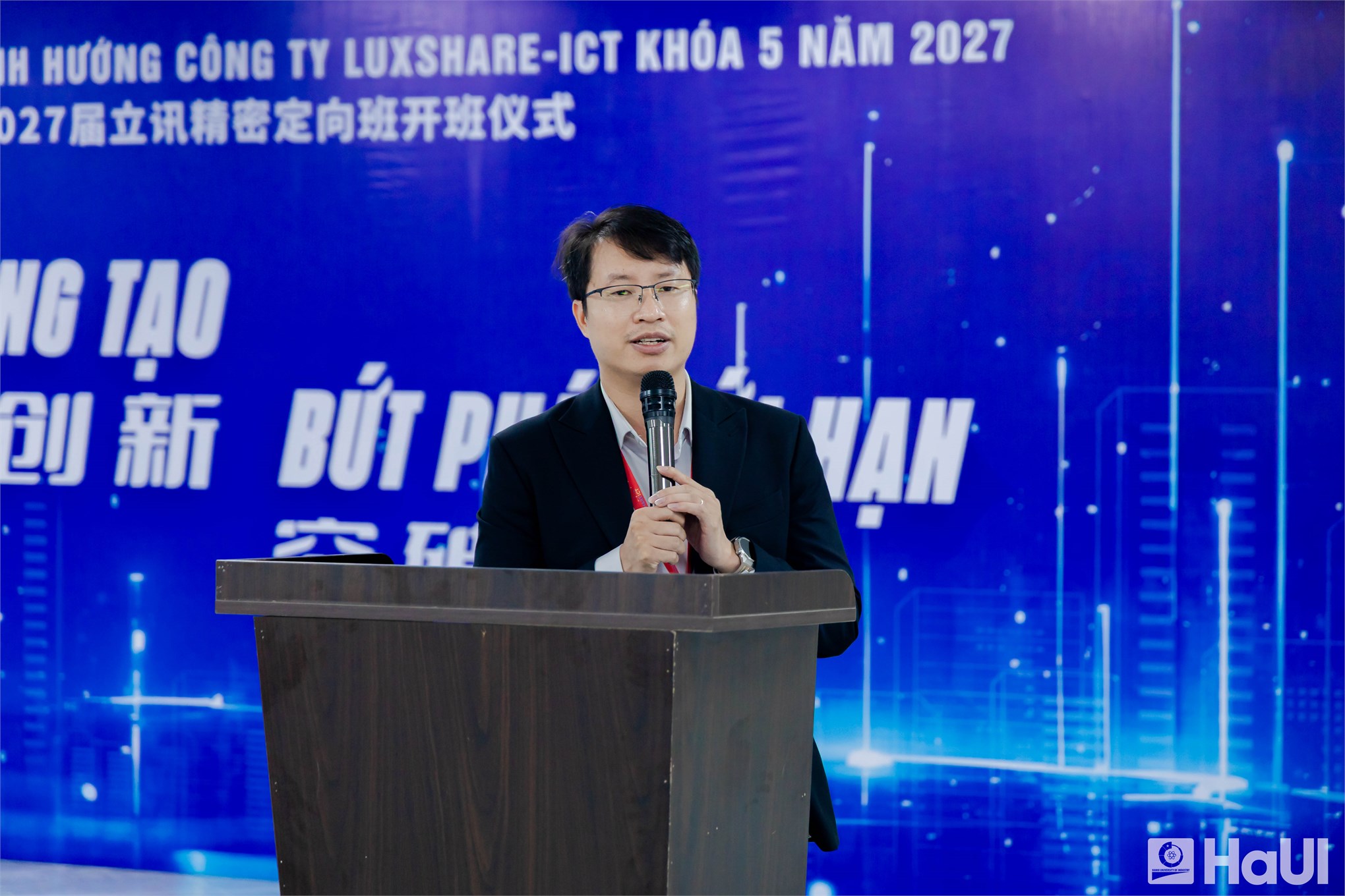 Từ lớp định hướng Luxshare đến cơ hội nghề nghiệp sớm cho sinh viên HaUI