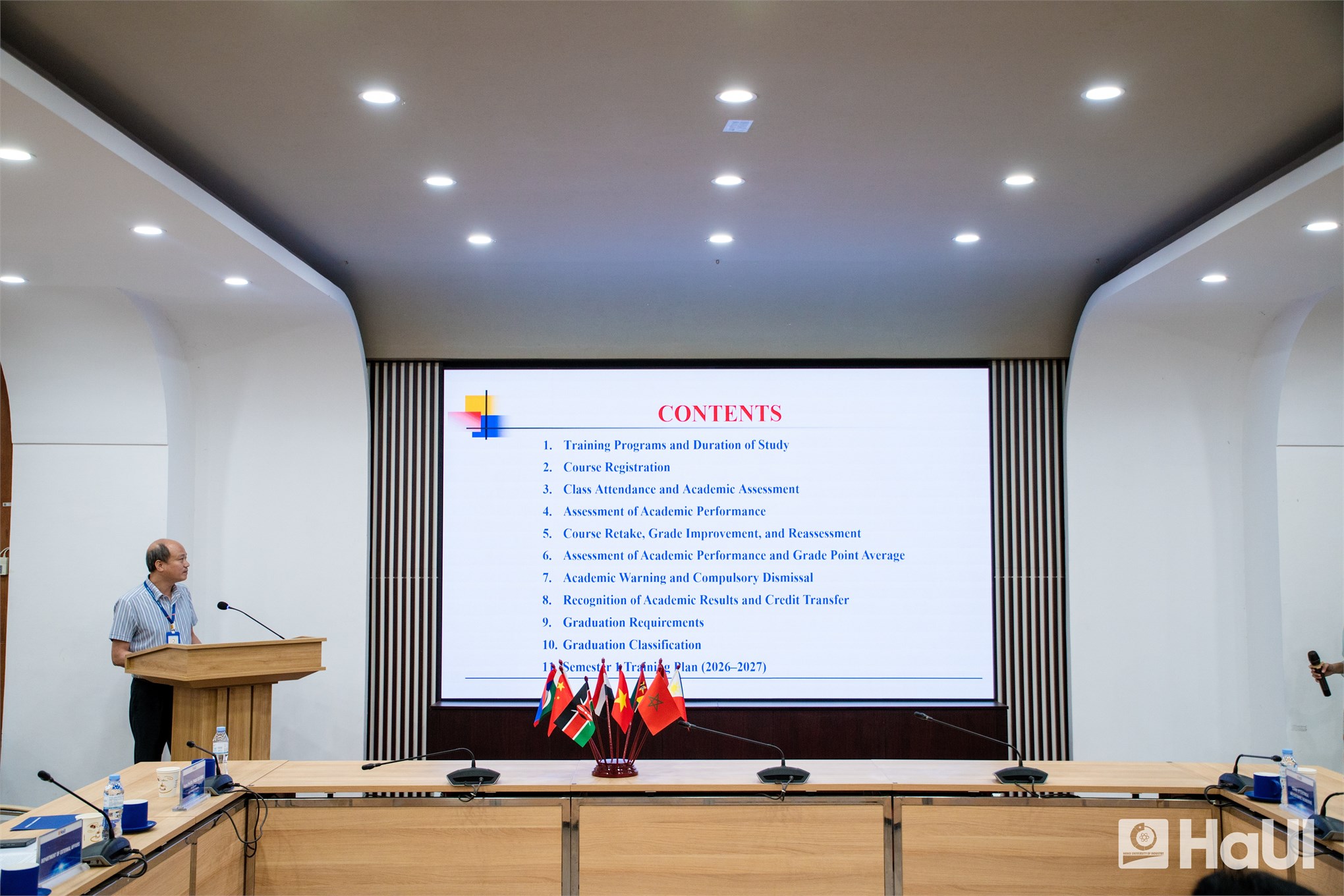 Sinh viên nhiều quốc gia lựa chọn học tập tại Đại học Công nghiệp Hà Nội