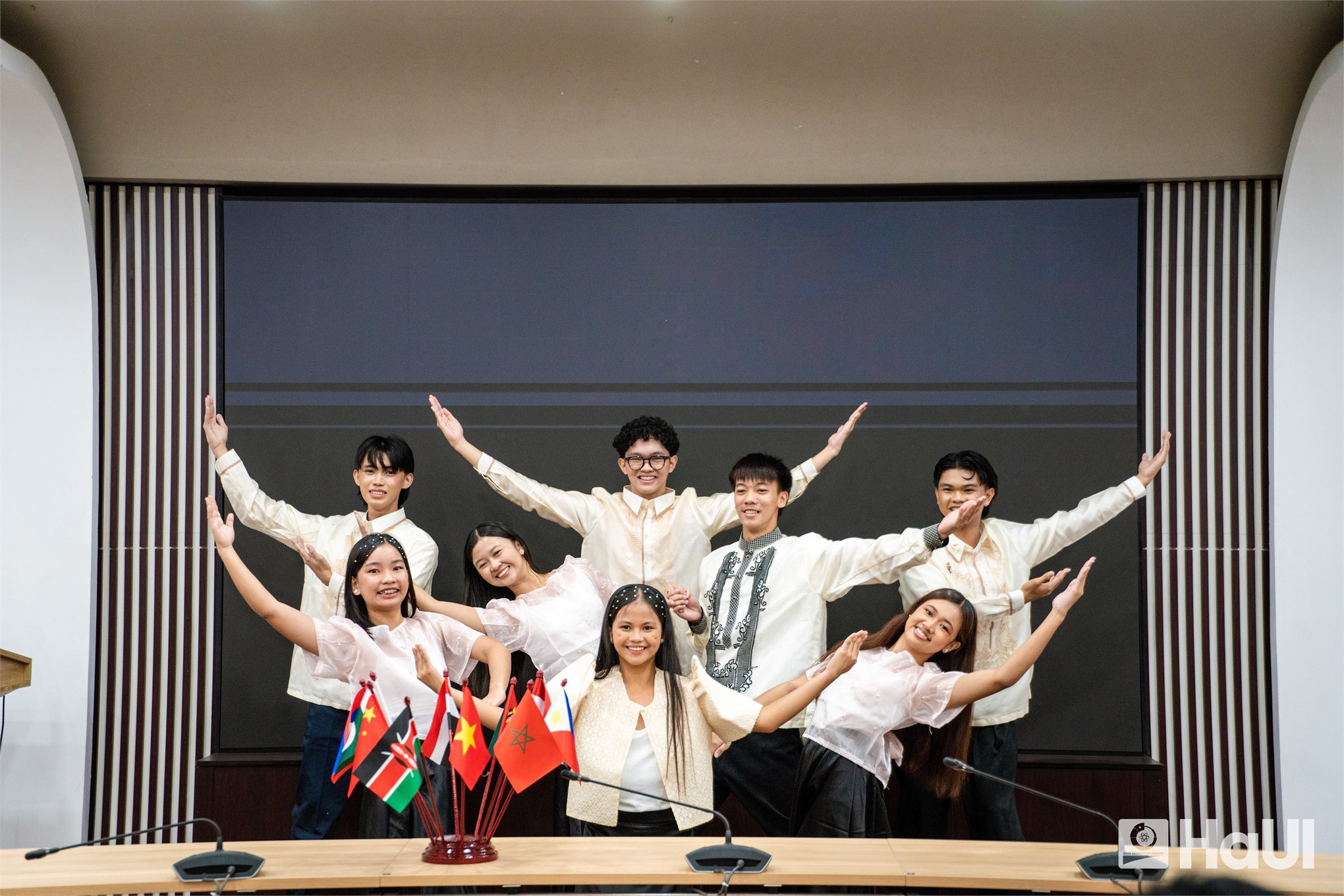 Sinh viên nhiều quốc gia lựa chọn học tập tại Đại học Công nghiệp Hà Nội