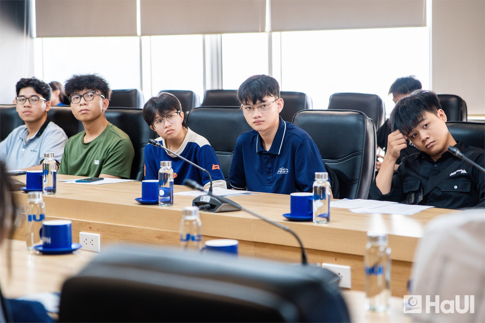Bứt phá với lộ trình cử nhân đại học cùng các chương trình đào tạo bằng tiếng Anh tại HaUI