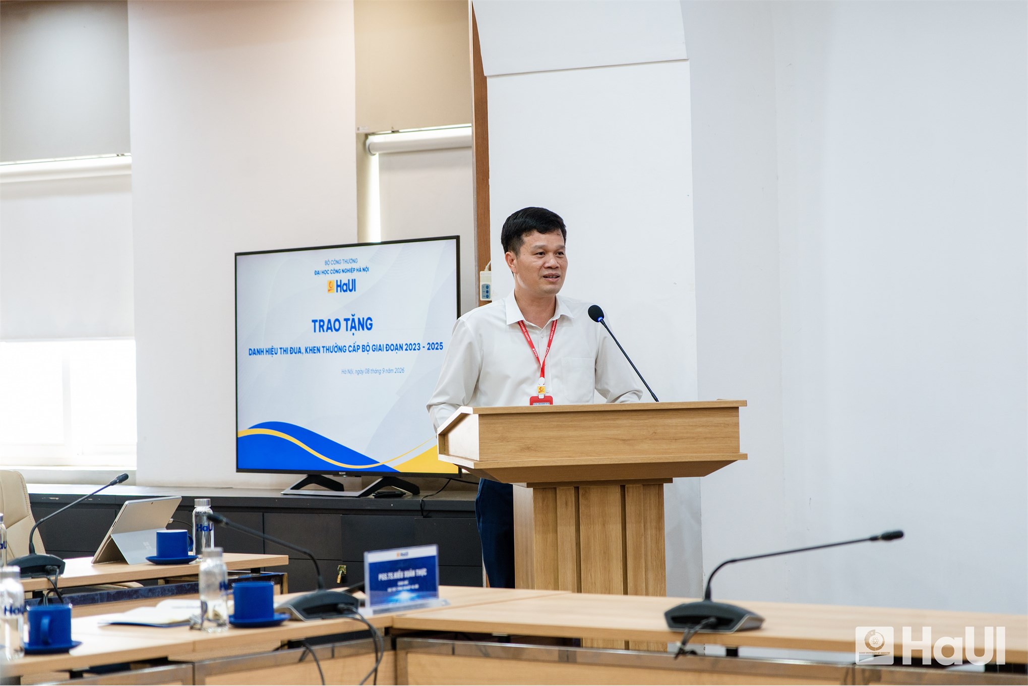 Đại học Công nghiệp Hà Nội trao tặng danh hiệu thi đua, khen thưởng cấp Bộ giai đoạn 2023-2025