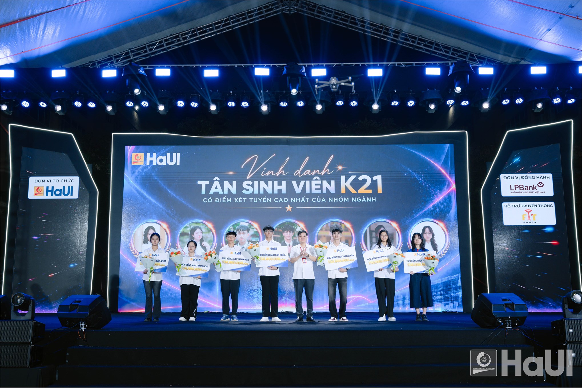 HaUI SPARK 2026: Cháy hết mình cùng tuổi trẻ HaUI