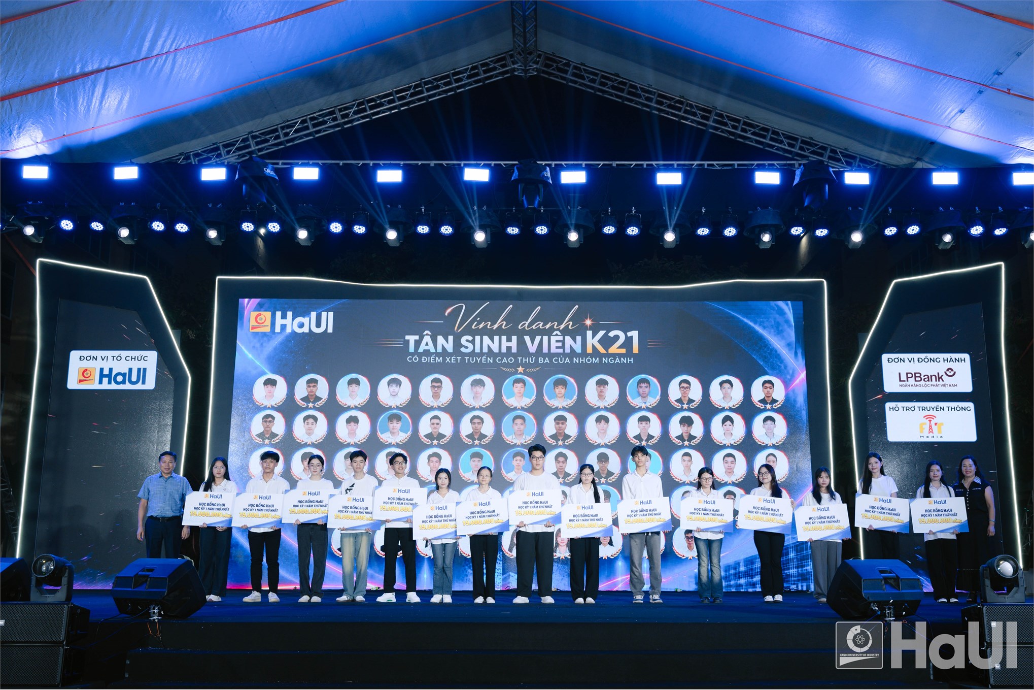 HaUI SPARK 2026: Cháy hết mình cùng tuổi trẻ HaUI
