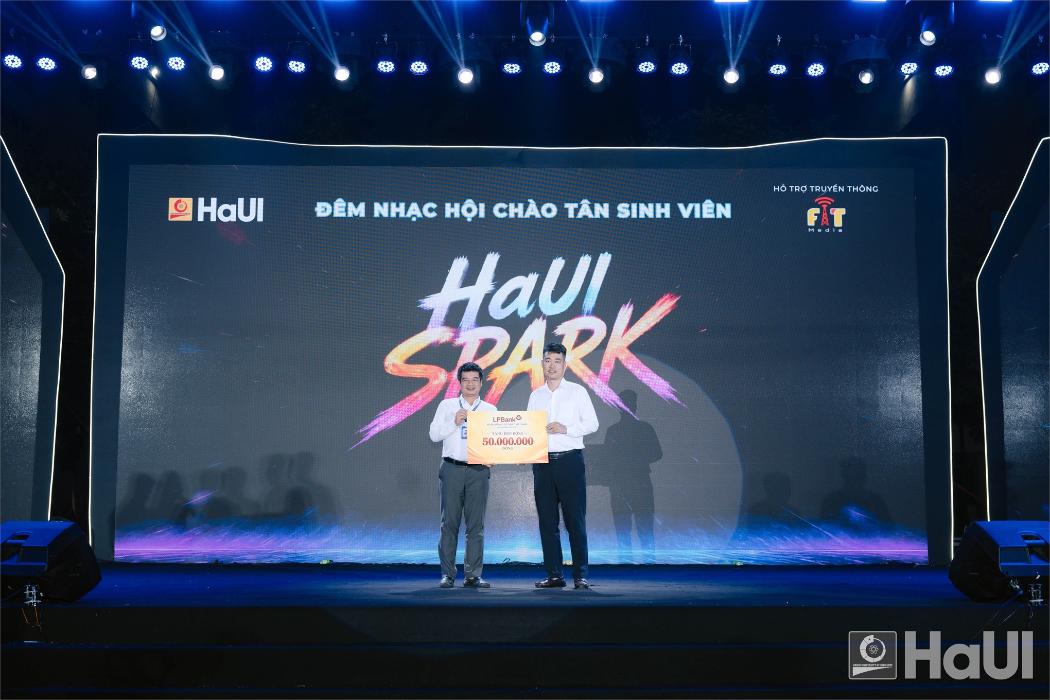 HaUI SPARK 2026: Cháy hết mình cùng tuổi trẻ HaUI
