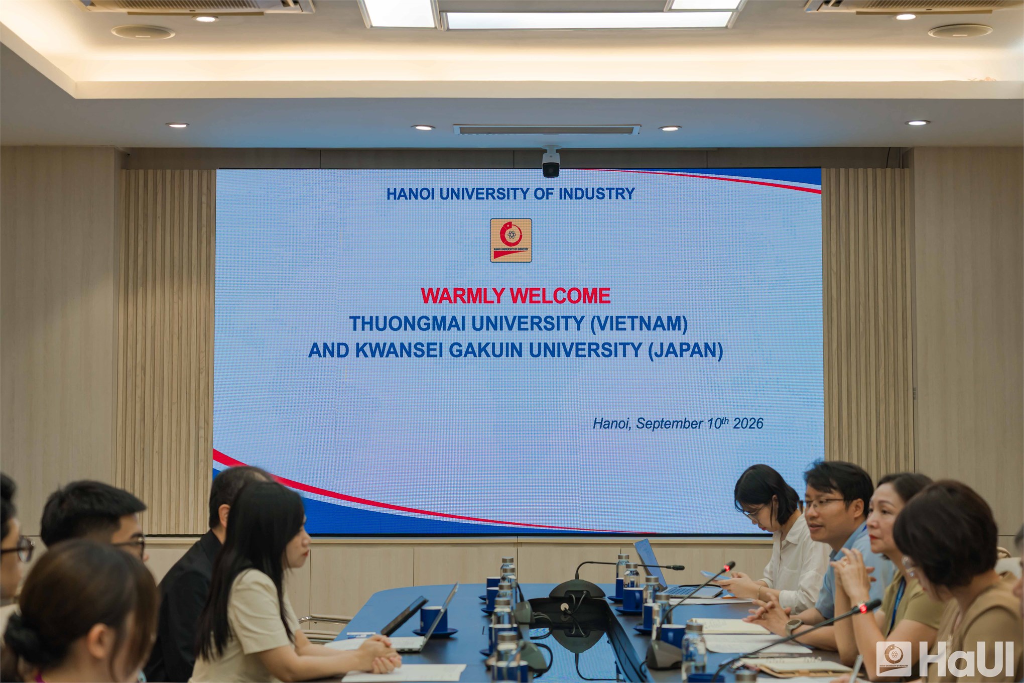 Sinh viên Đại học Kwansei Gakuin, Đại học Thương mại giao lưu, trải nghiệm tại Đại học Công nghiệp Hà Nội