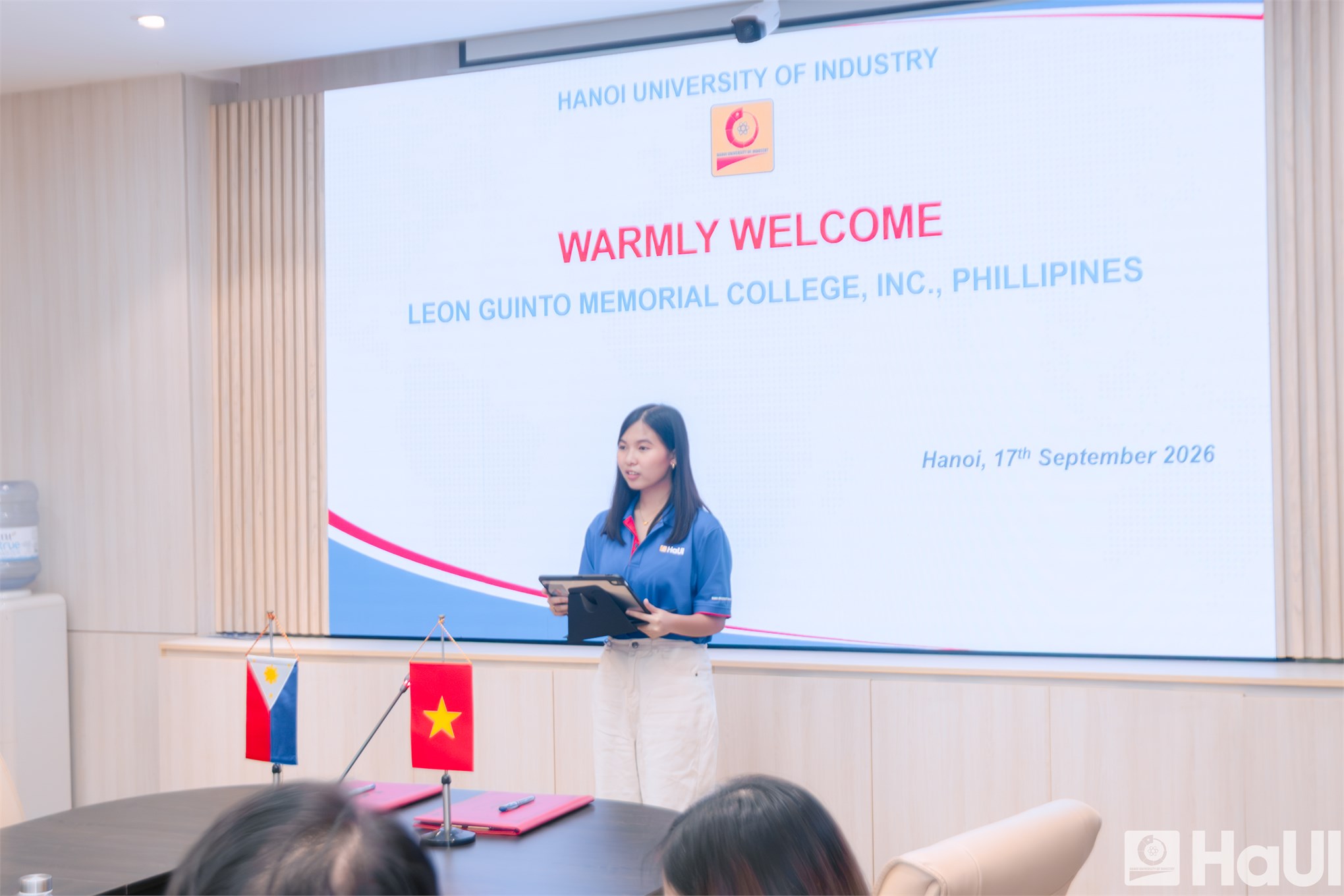 Đại học Công nghiệp Hà Nội tiếp và làm việc với Trường Cao đẳng Leon Guinto, Philippines
