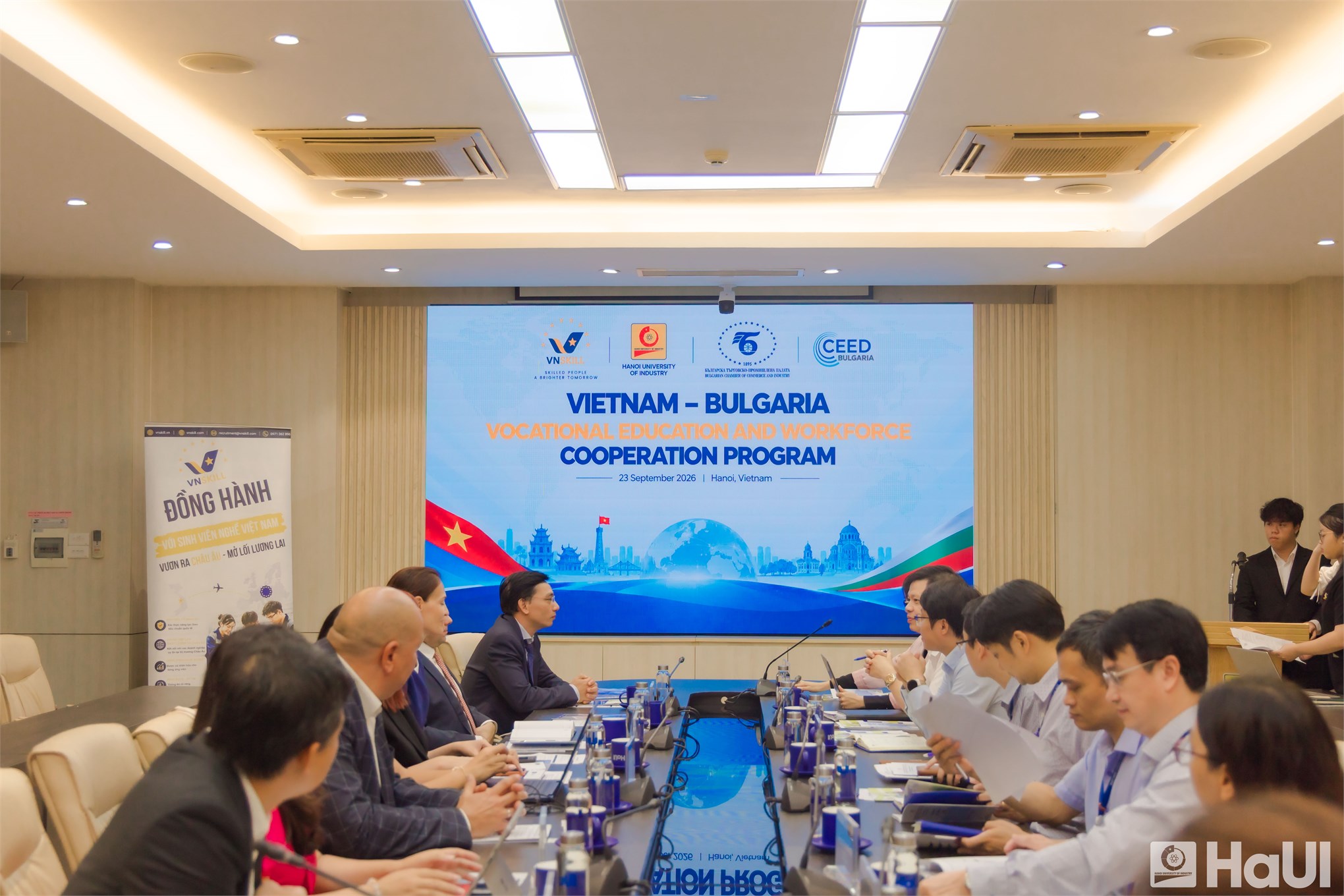 Mở rộng cơ hội học tập, làm việc tại Bulgari cho sinh viên Đại học Công nghiệp Hà Nội
