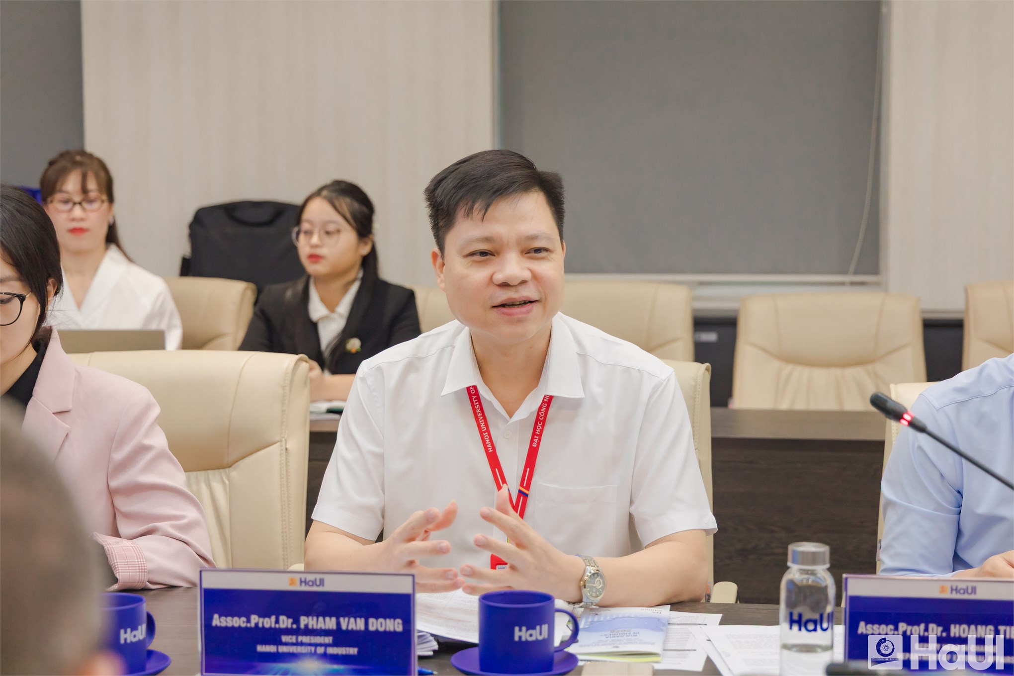 Mở rộng cơ hội học tập, làm việc tại Bulgari cho sinh viên Đại học Công nghiệp Hà Nội