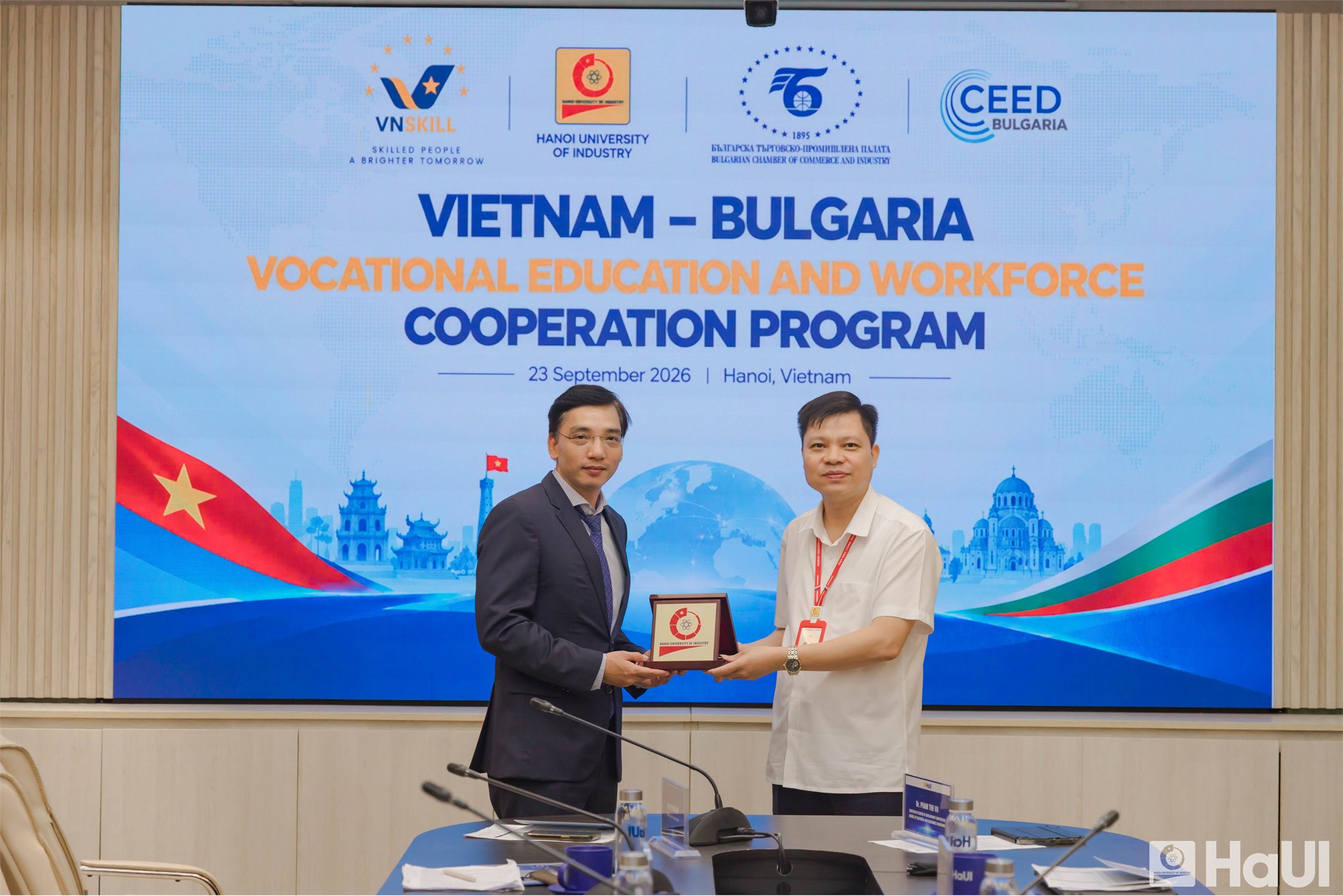 Mở rộng cơ hội học tập, làm việc tại Bulgari cho sinh viên Đại học Công nghiệp Hà Nội