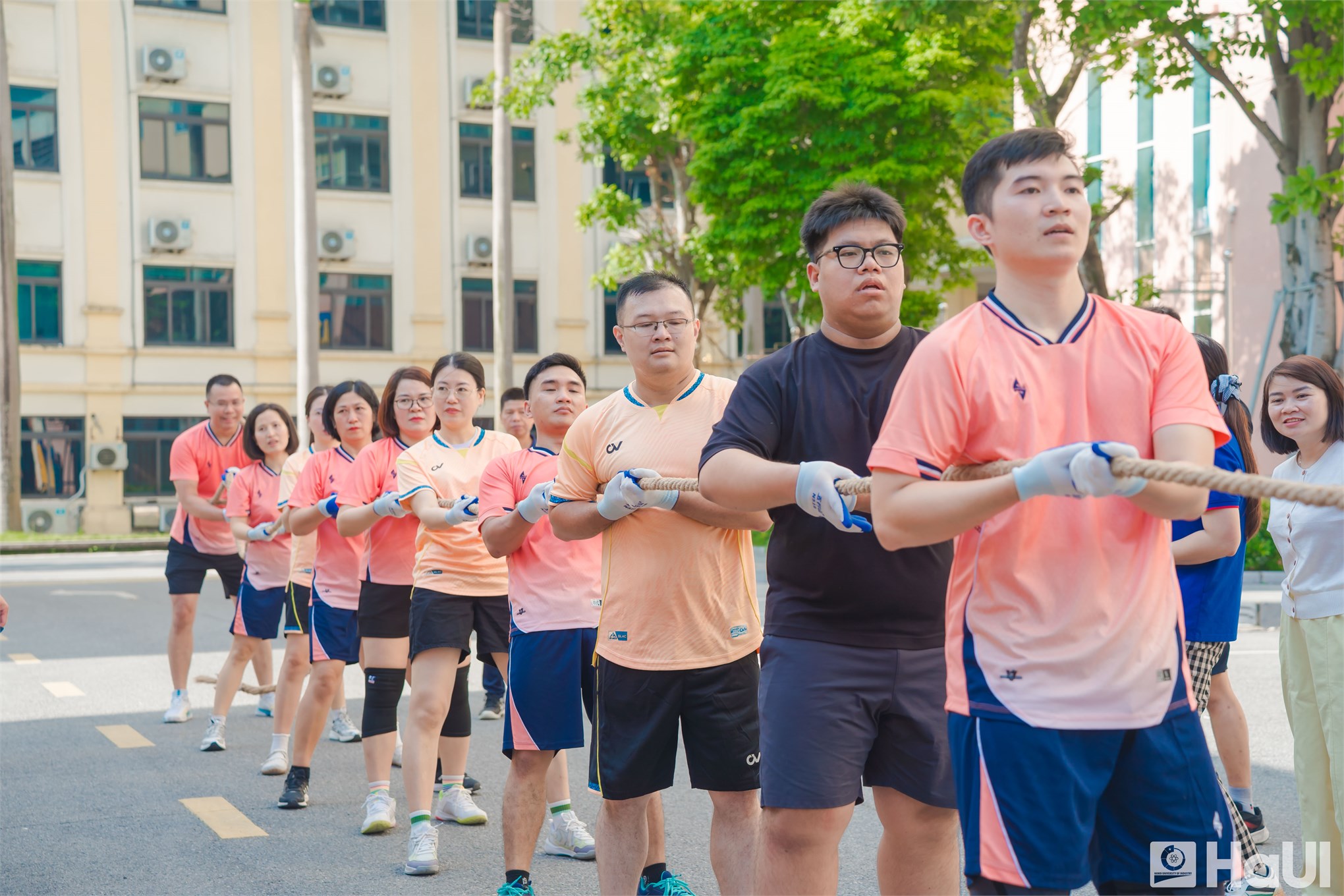 Hội thao HaUI 2026: Sôi nổi tranh tài, gắn kết tập thể
