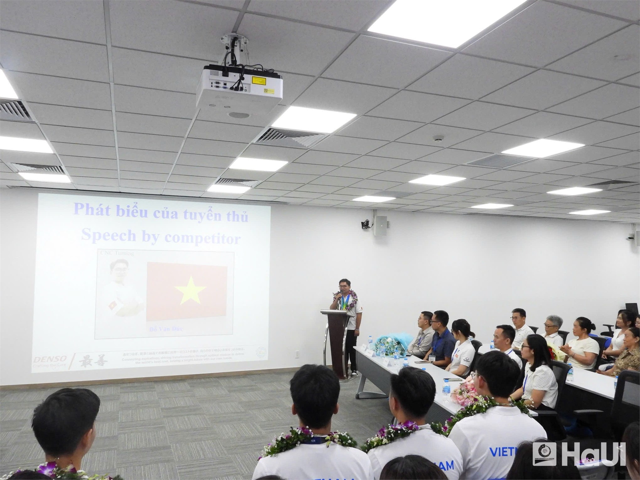 Sinh viên Đại học Công nghiệp Hà Nội giành Huy chương Kỹ năng nghề xuất sắc, đạt Best of Nation tại WorldSkills 2026