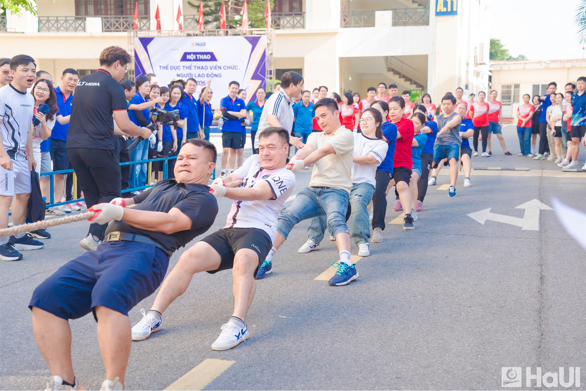 Hội thao HaUI 2026: Lan tỏa tinh thần thể thao, bồi đắp sức mạnh đoàn kết tập thể