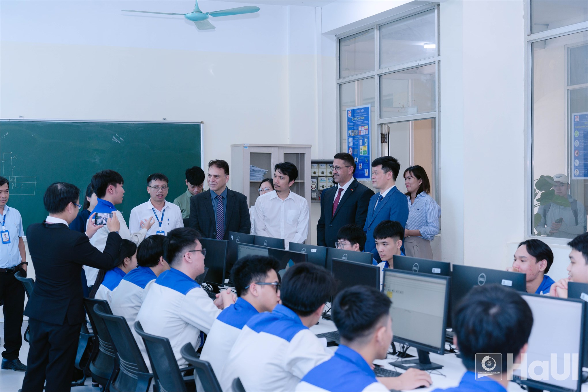 Đại học Công nghiệp Hà Nội mở rộng kết nối giáo dục và học thuật với Palestine