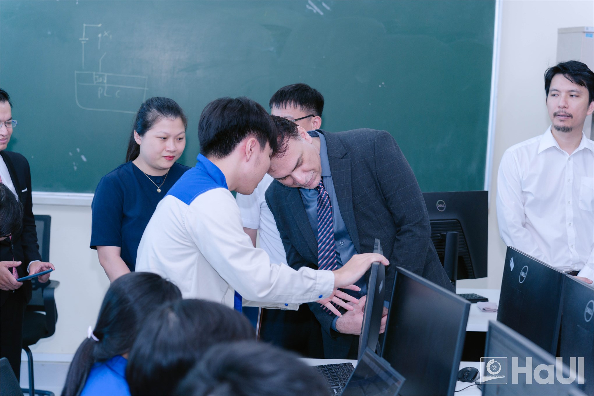 Đại học Công nghiệp Hà Nội mở rộng kết nối giáo dục và học thuật với Palestine