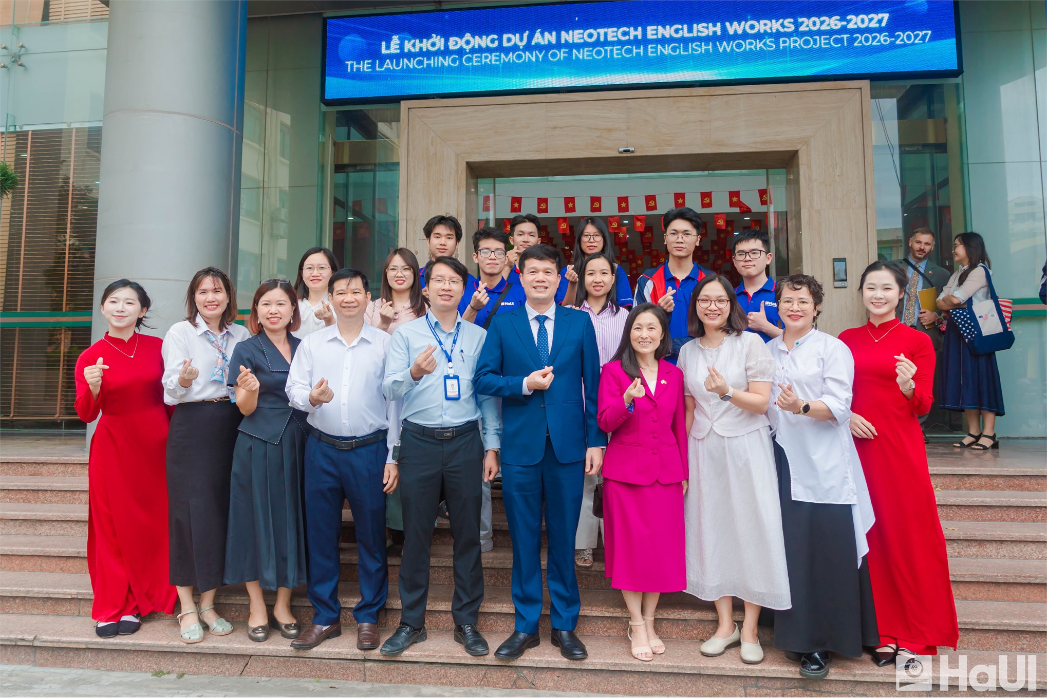 Đại sứ Hoa Kỳ tại Việt Nam Jennifer Wicks dự khai giảng NeoTECH English Works tại Đại học Công nghiệp Hà Nội