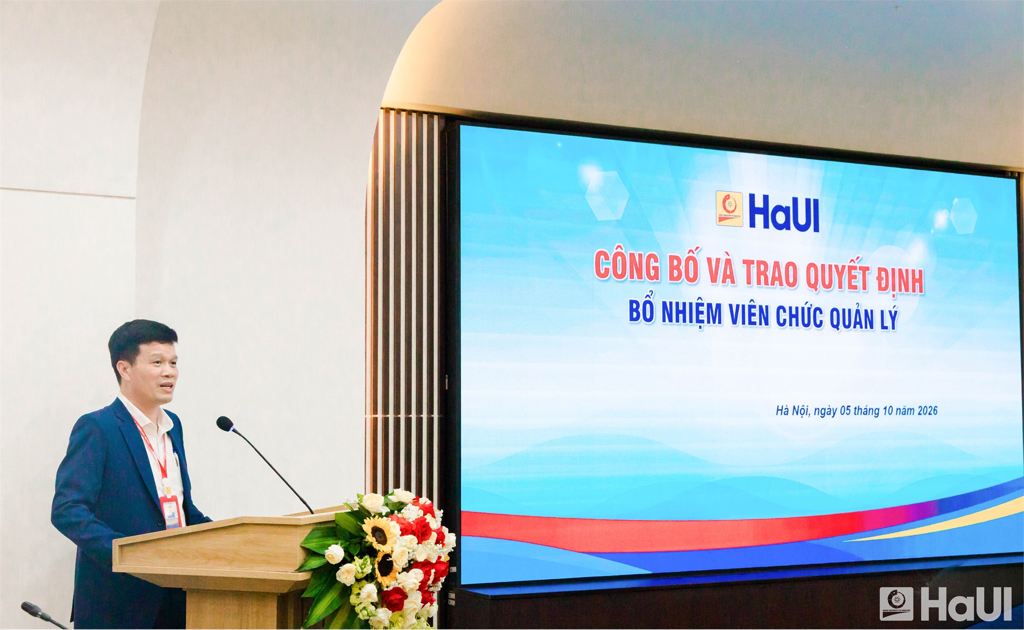 Đại học Công nghiệp Hà Nội điều động, bổ nhiệm 5 viên chức quản lý