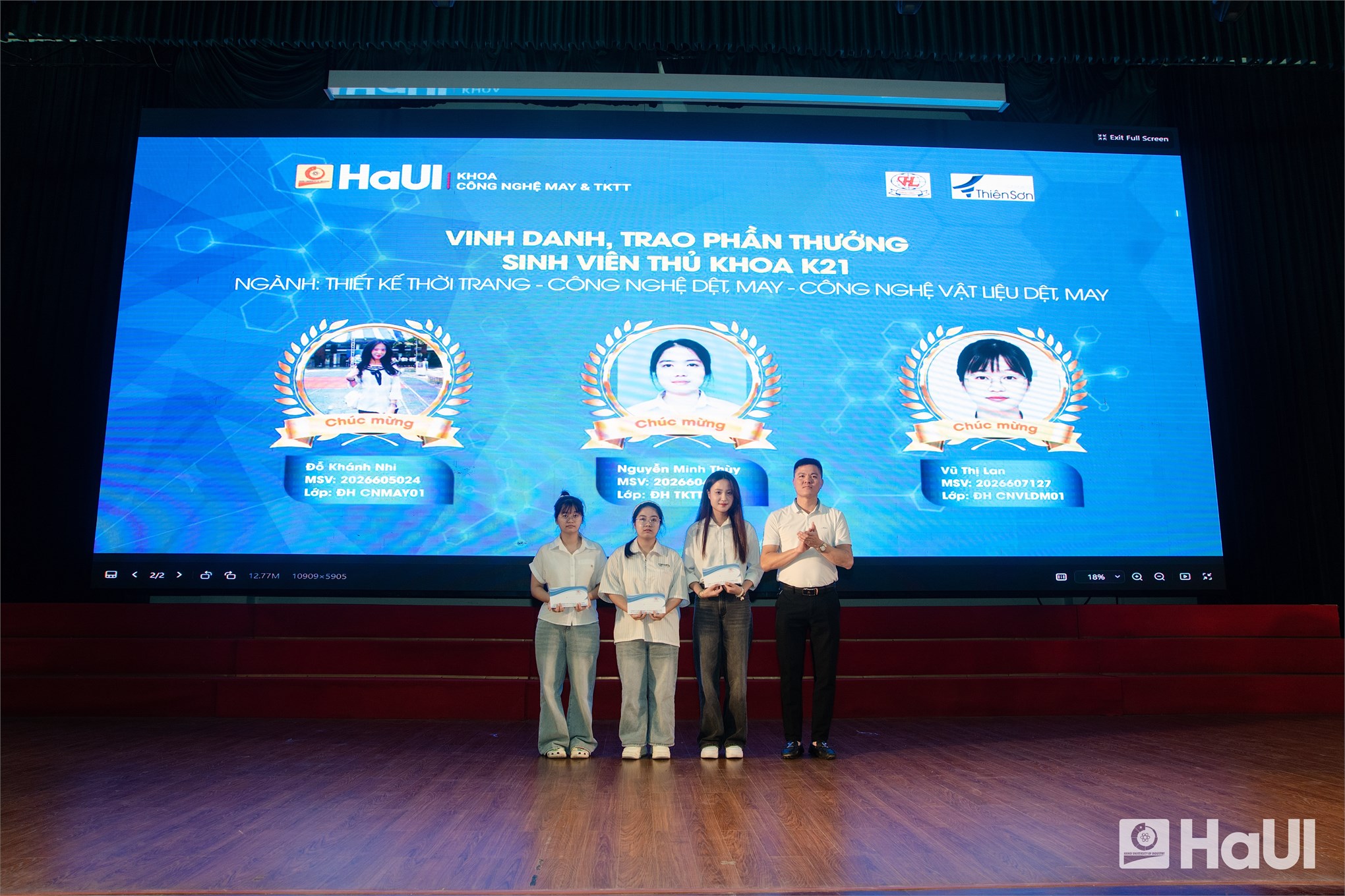 Tọa đàm “Vững bước tương lai”: Định hướng nghề nghiệp cho sinh viên K21 Khoa May và Thiết kế thời trang