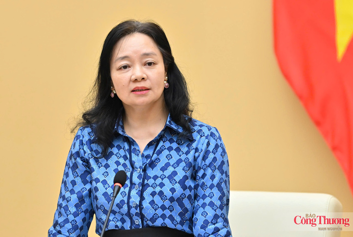 [congthuong] Chùm ảnh: Hội nghị phổ biến và tổ chức triển khai phát triển công nghệ chiến lược ngành Công Thương