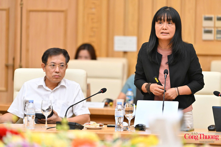 [congthuong] Chùm ảnh: Hội nghị phổ biến và tổ chức triển khai phát triển công nghệ chiến lược ngành Công Thương