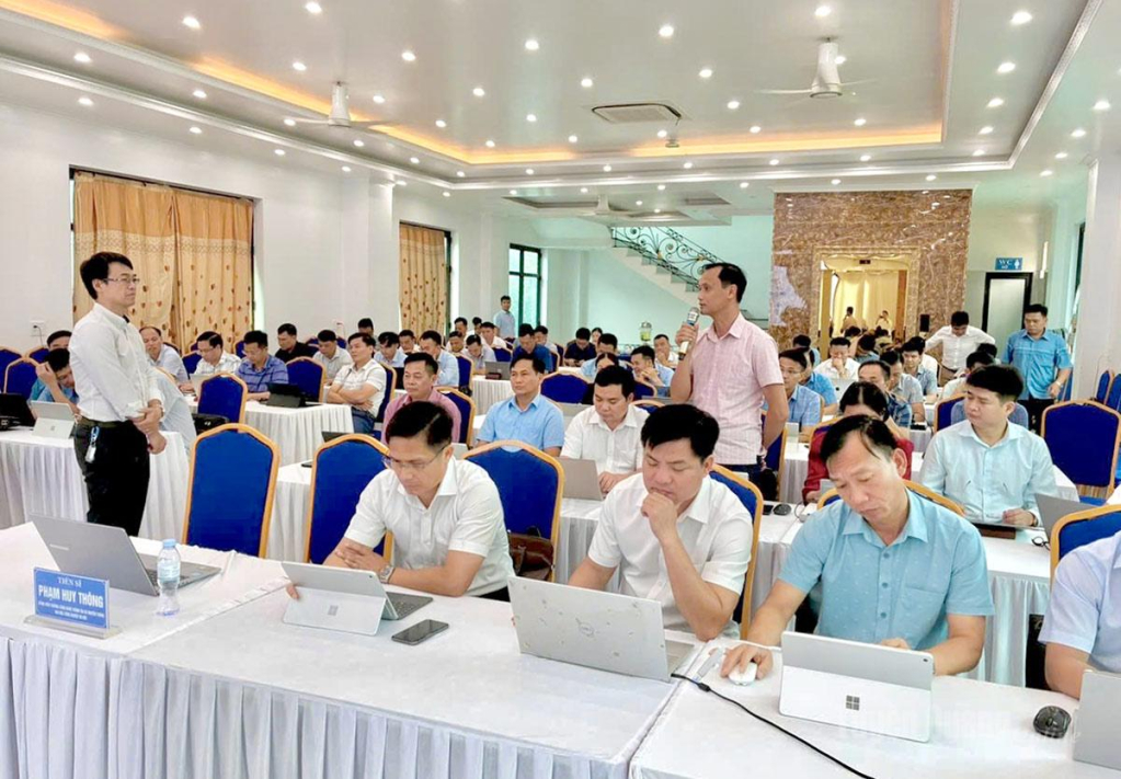 [tuyenquangtv] Bồi dưỡng năng lực số cho cán bộ, công chức, viên chức Tuyên Quang