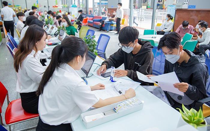 [doisongphapluat] Hơn 2.000 chỉ tiêu xét tuyển bổ sung vào một trường đại học: Cơ hội lớn cho thí sinh trượt đợt 1