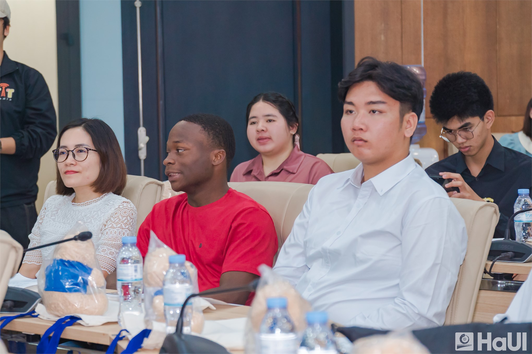 Đại học Công nghiệp Hà Nội đón 50 tân sinh viên quốc tế đến học tập